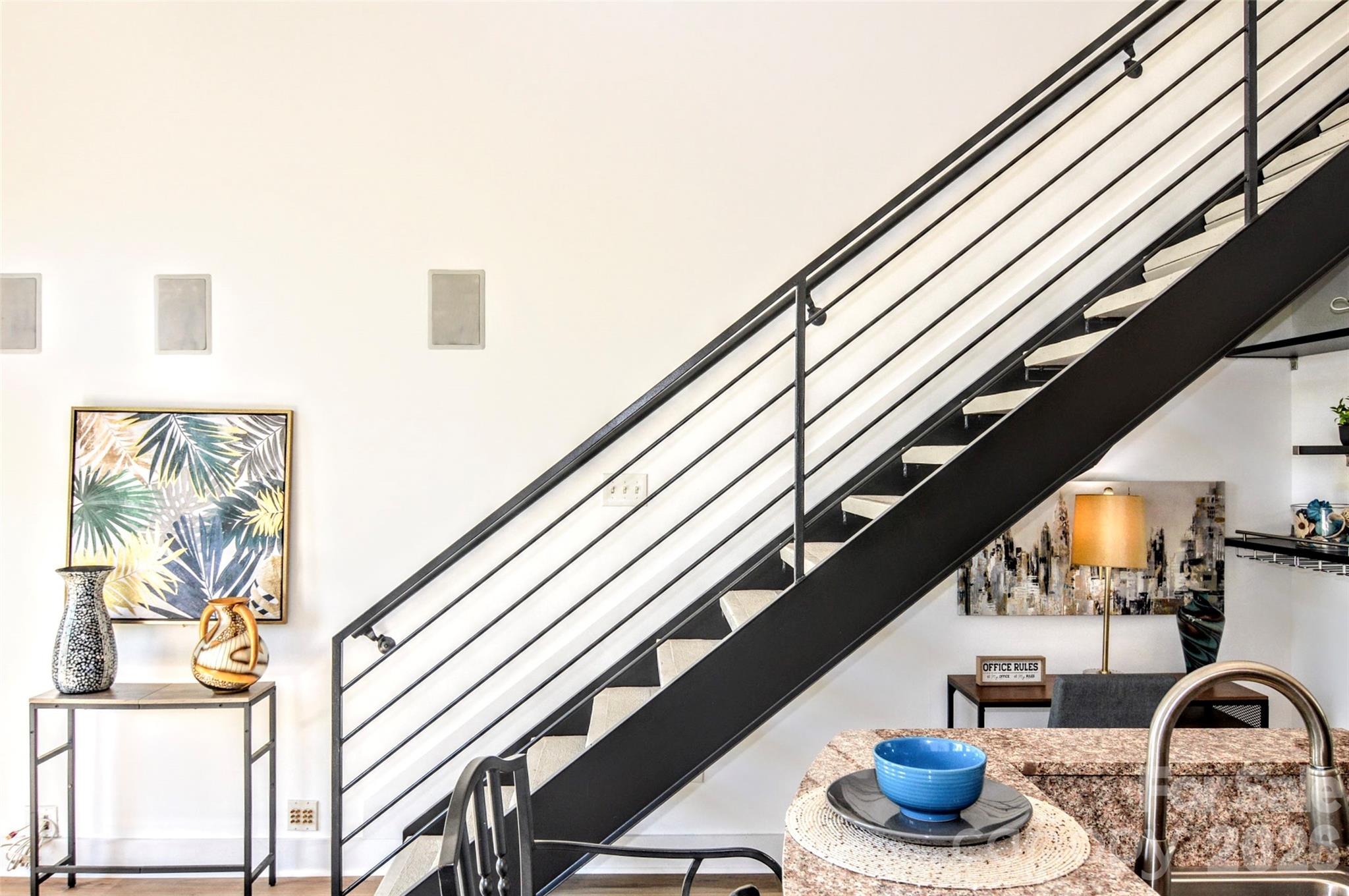 115 E Park Avenue #423 — Charlotte