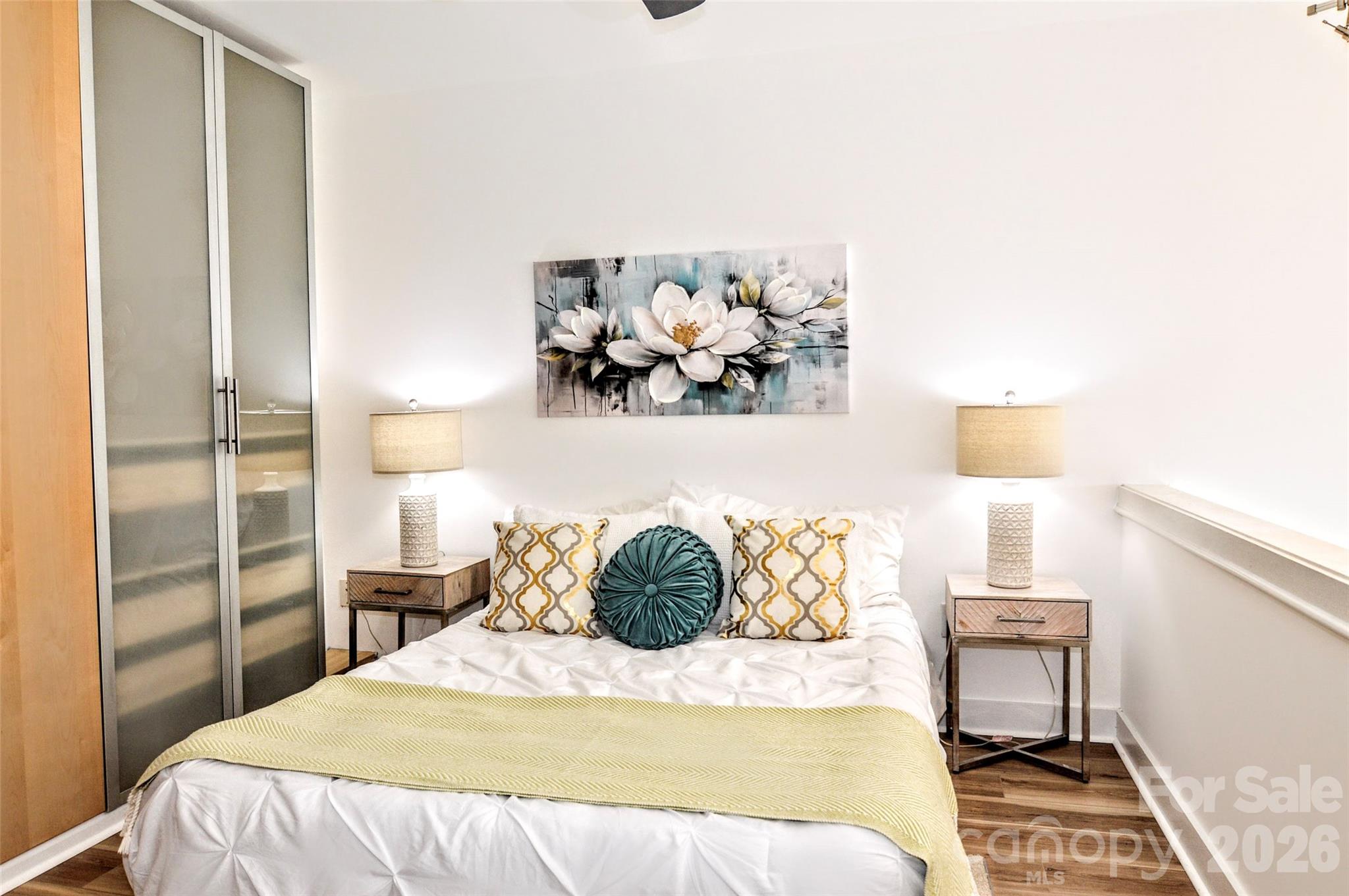 115 E Park Avenue #423 — Charlotte