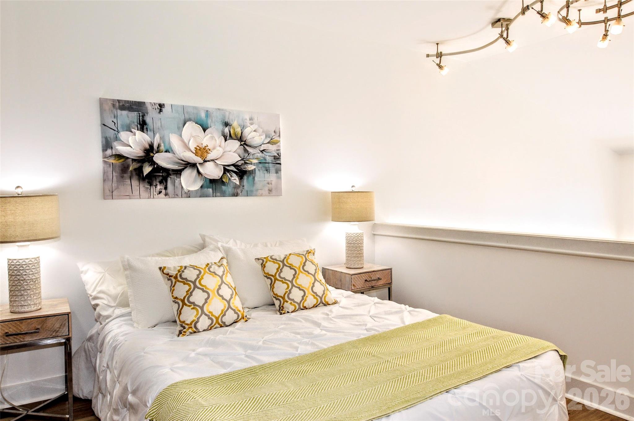 115 E Park Avenue #423 — Charlotte
