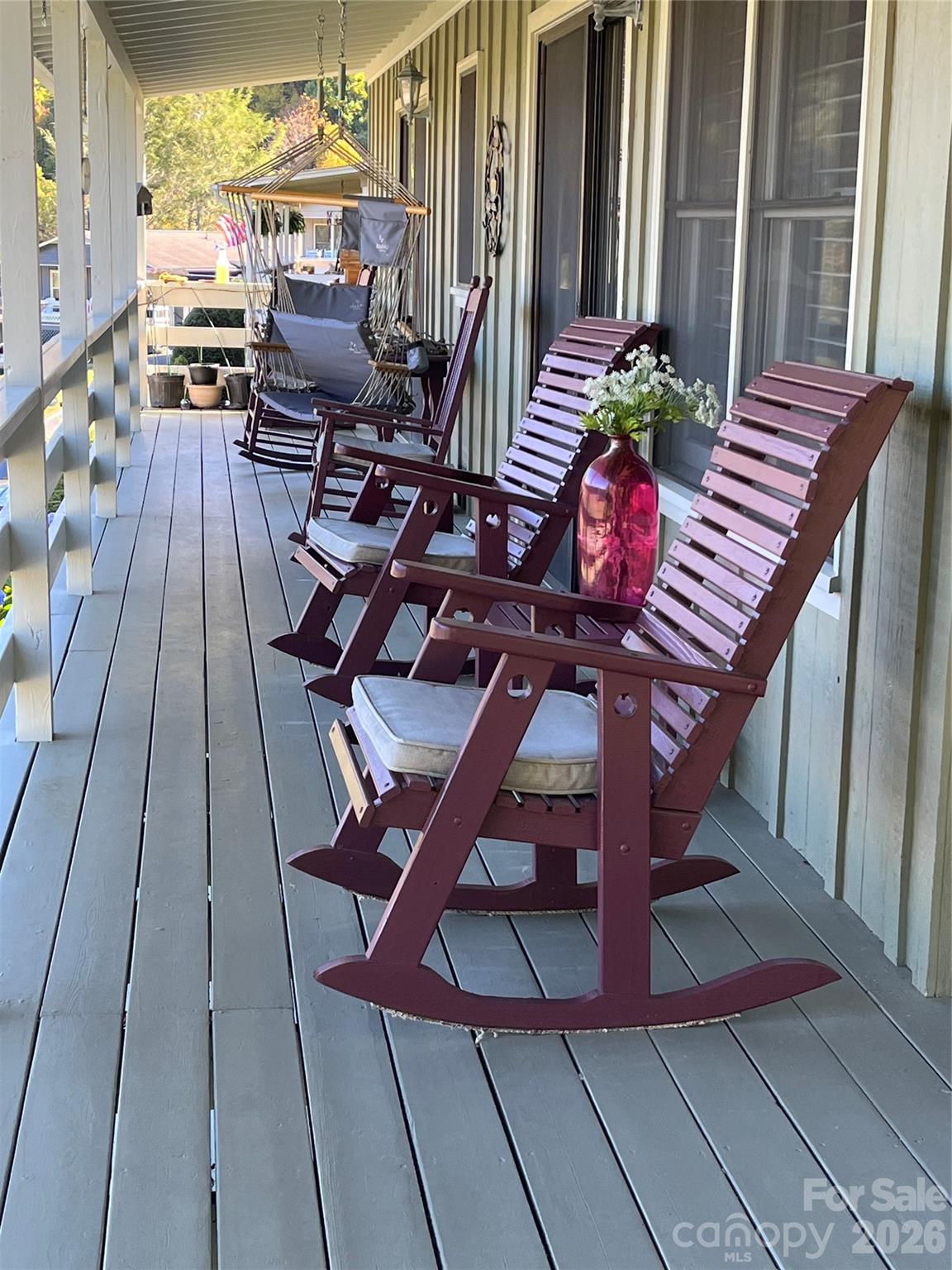 10 Onyx Lane — Maggie Valley