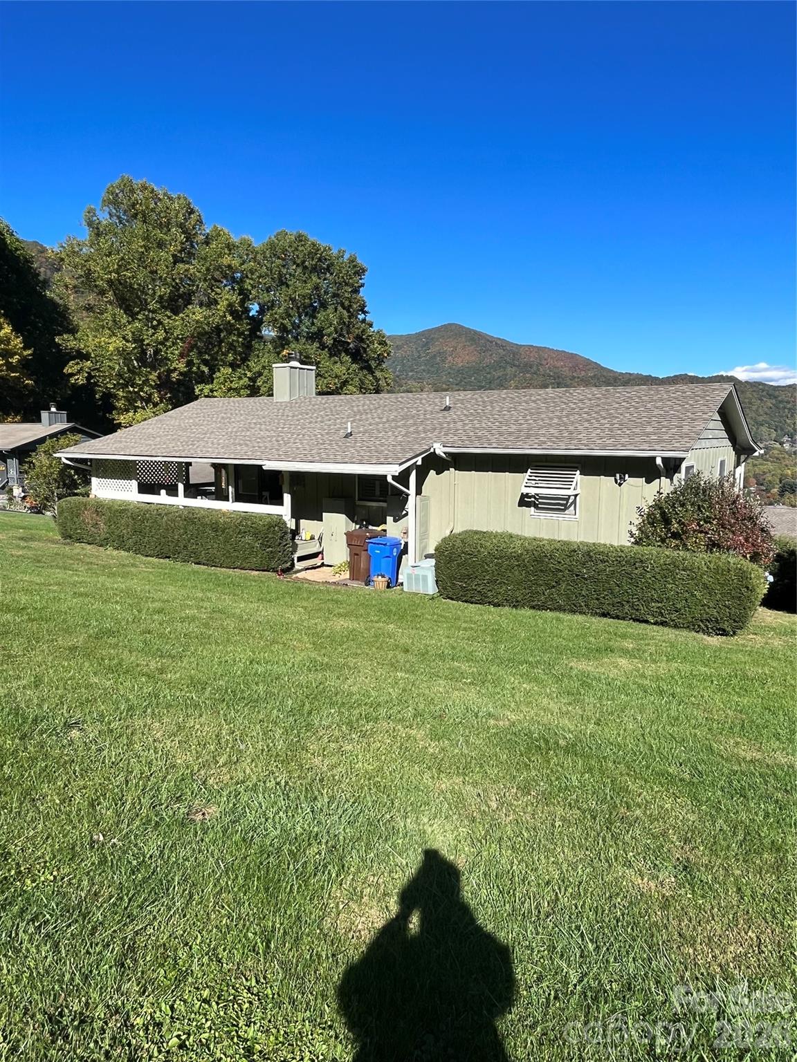10 Onyx Lane — Maggie Valley