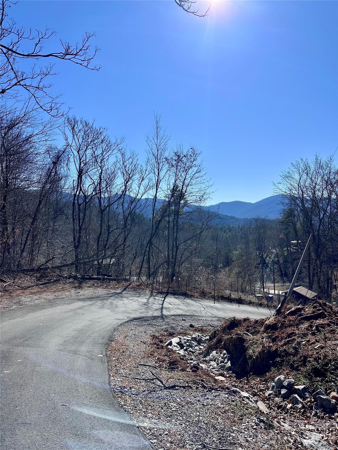 224 Riddle Road — Swannanoa