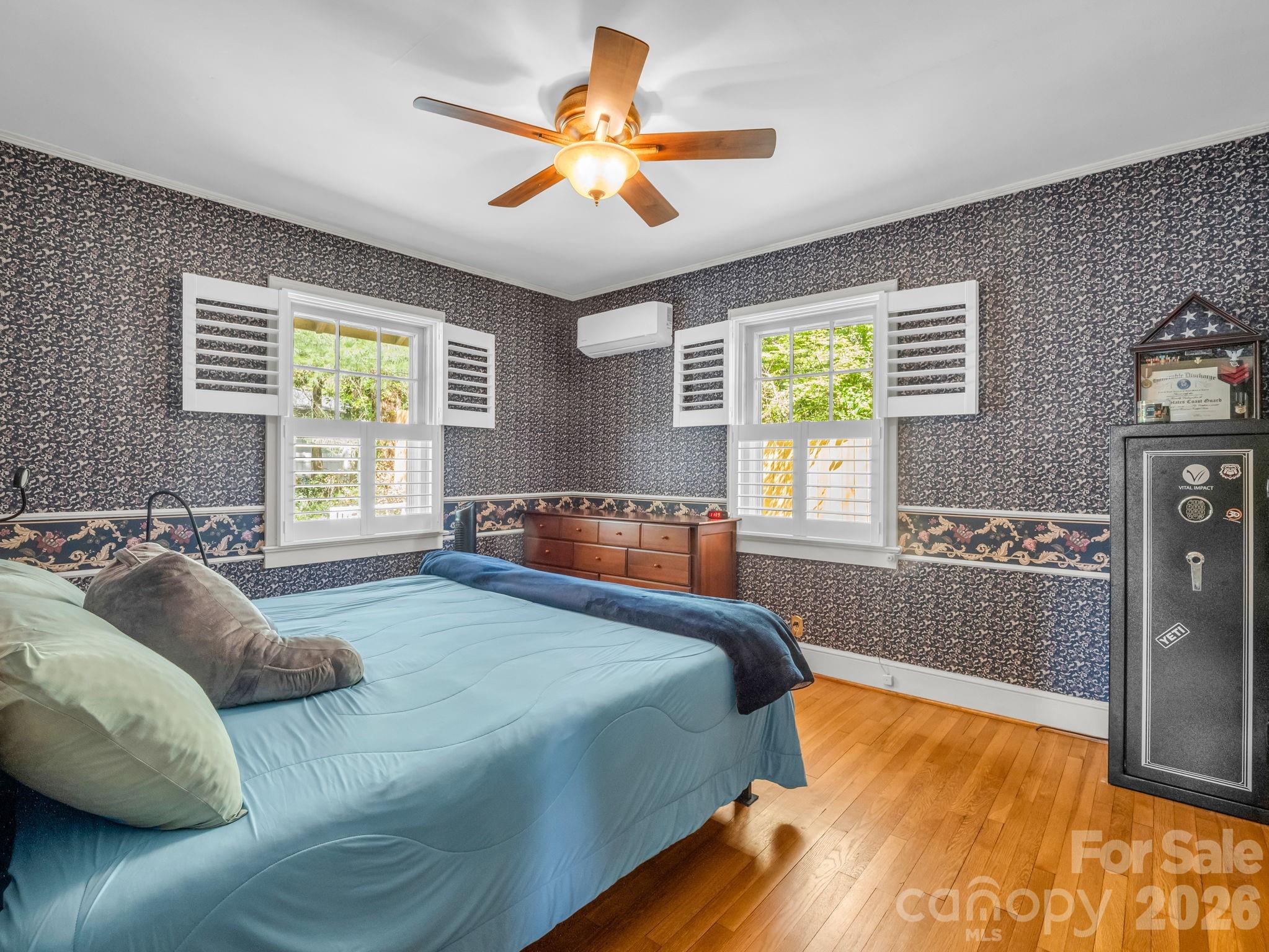 110 Chariton Avenue — Hendersonville
