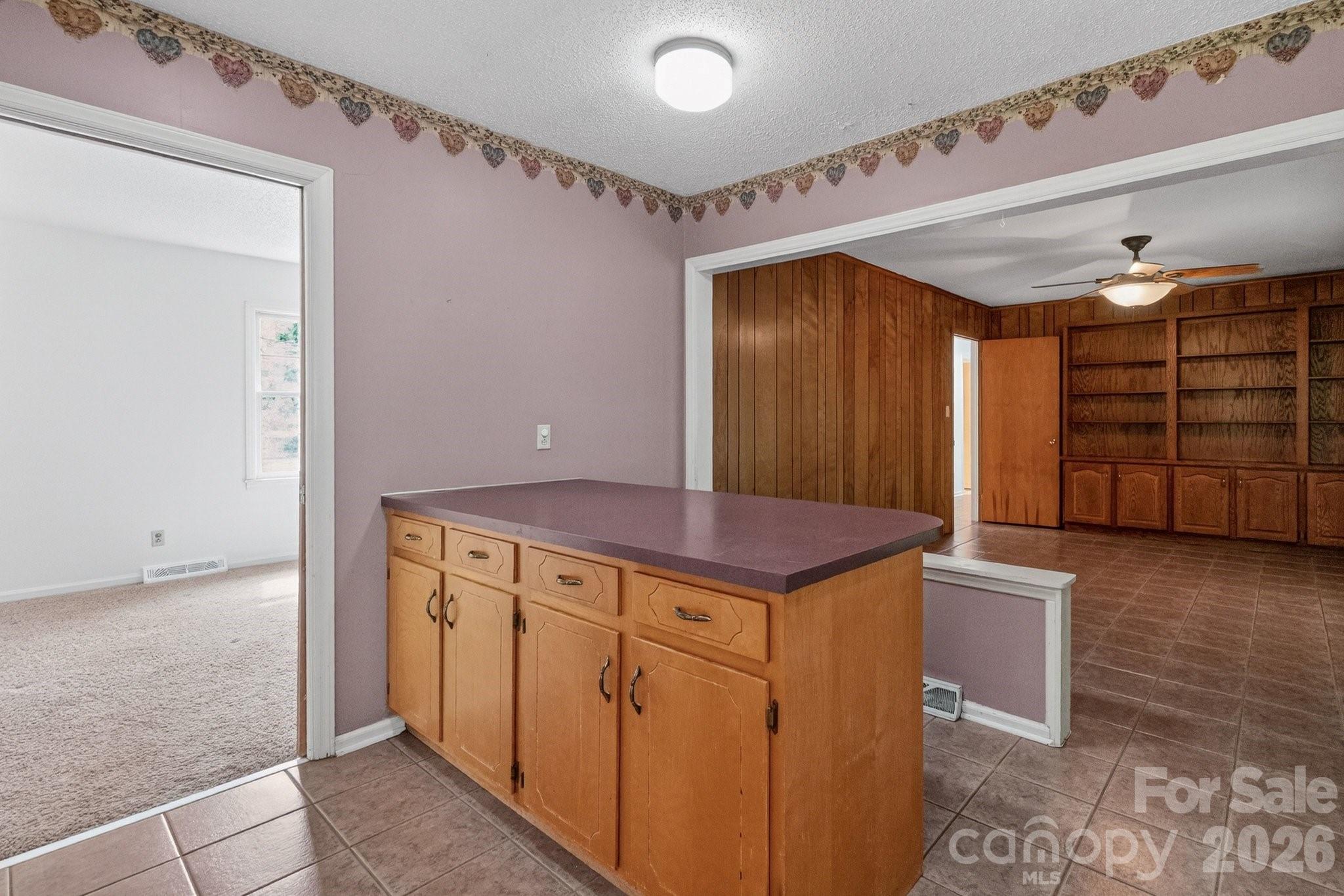 710 Twin Oaks Road — Davidson