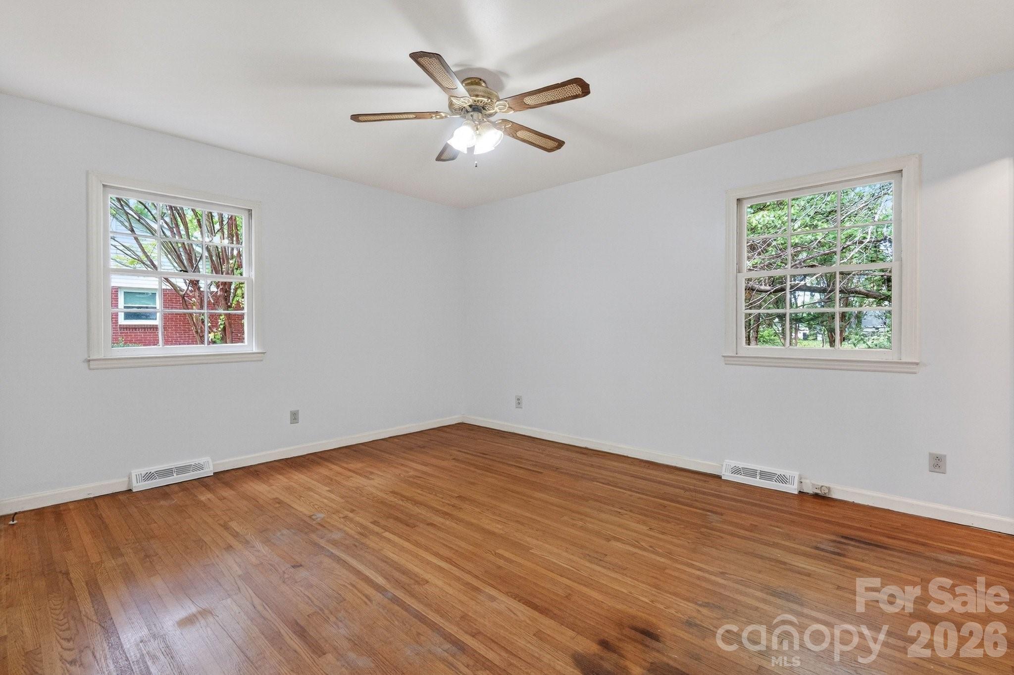 710 Twin Oaks Road — Davidson