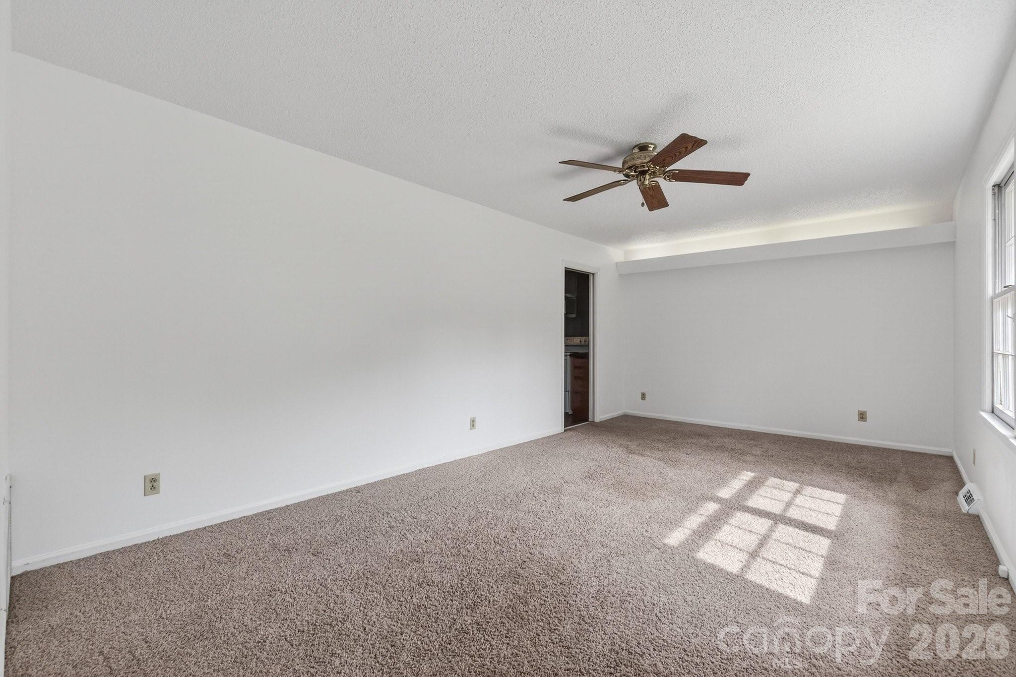 710 Twin Oaks Road — Davidson
