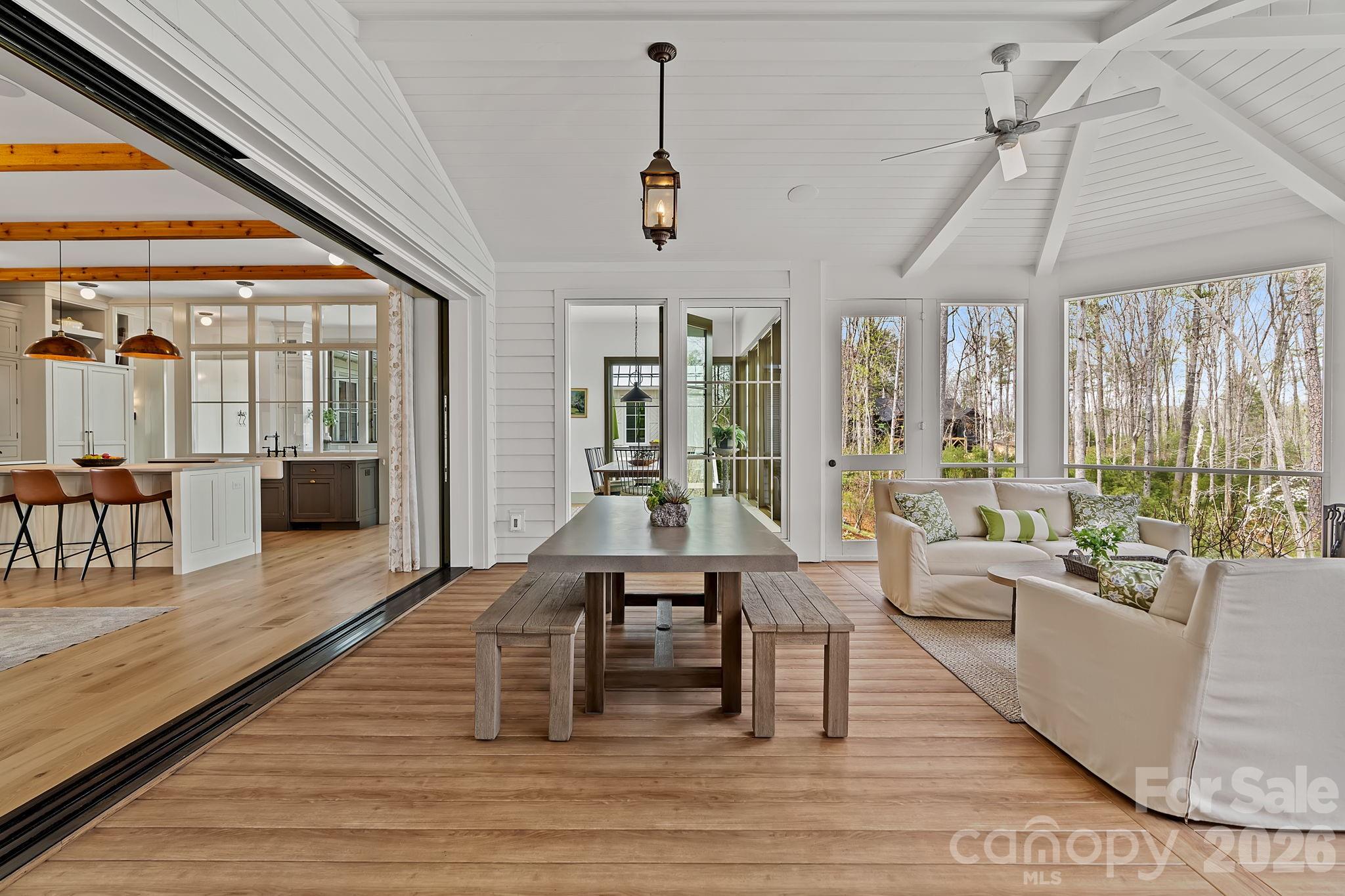 97 Emerald Necklace Drive — Asheville