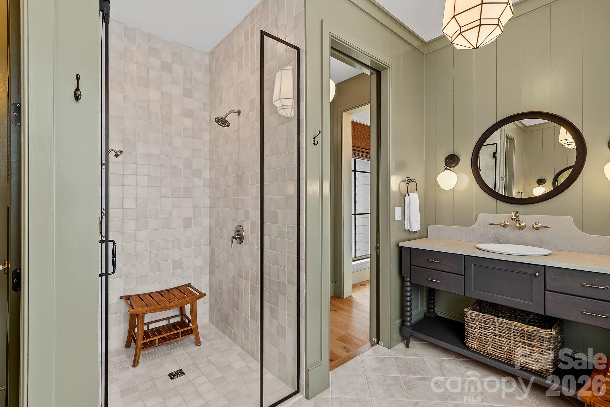 97 Emerald Necklace Drive — Asheville