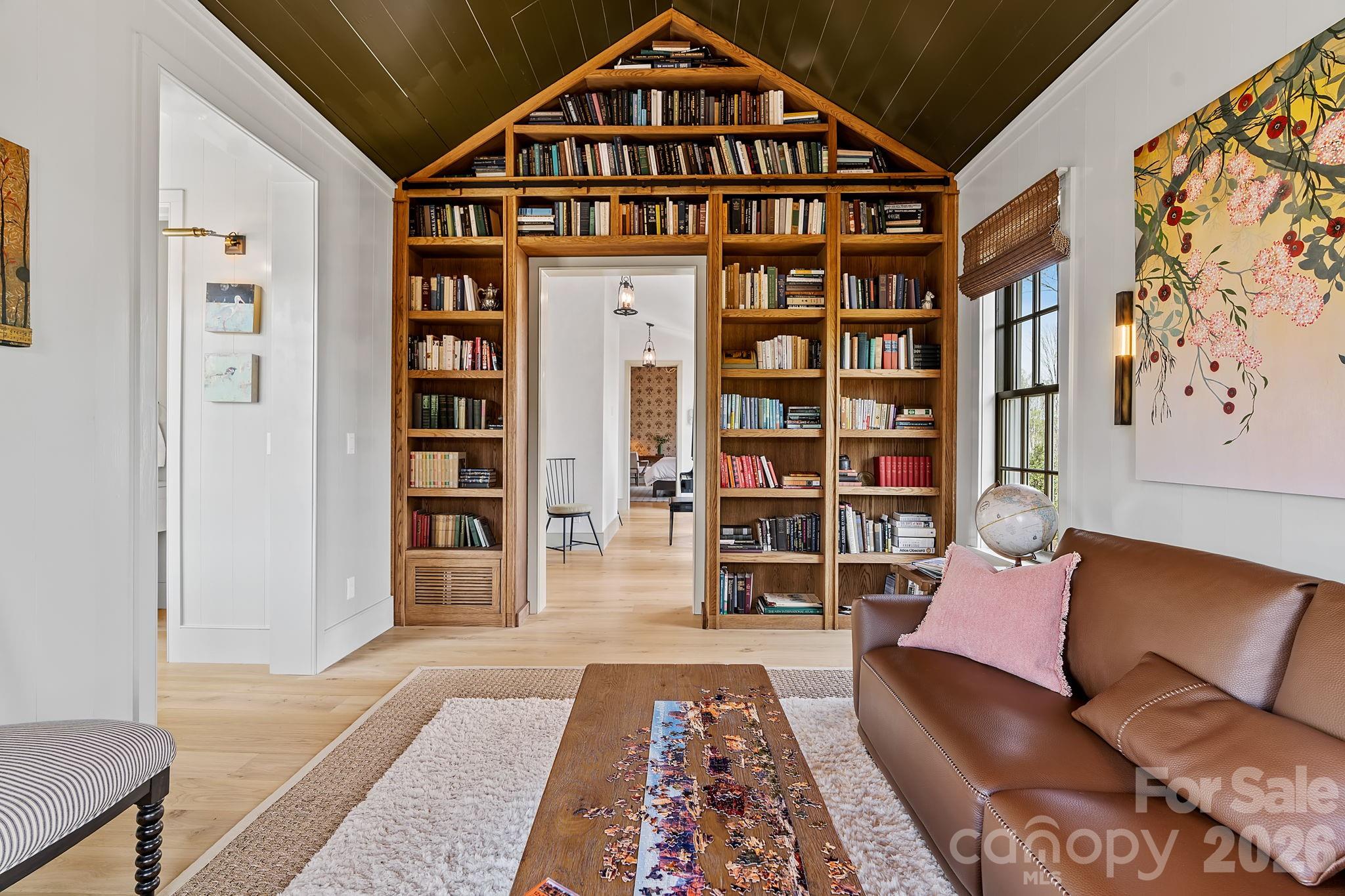 97 Emerald Necklace Drive — Asheville