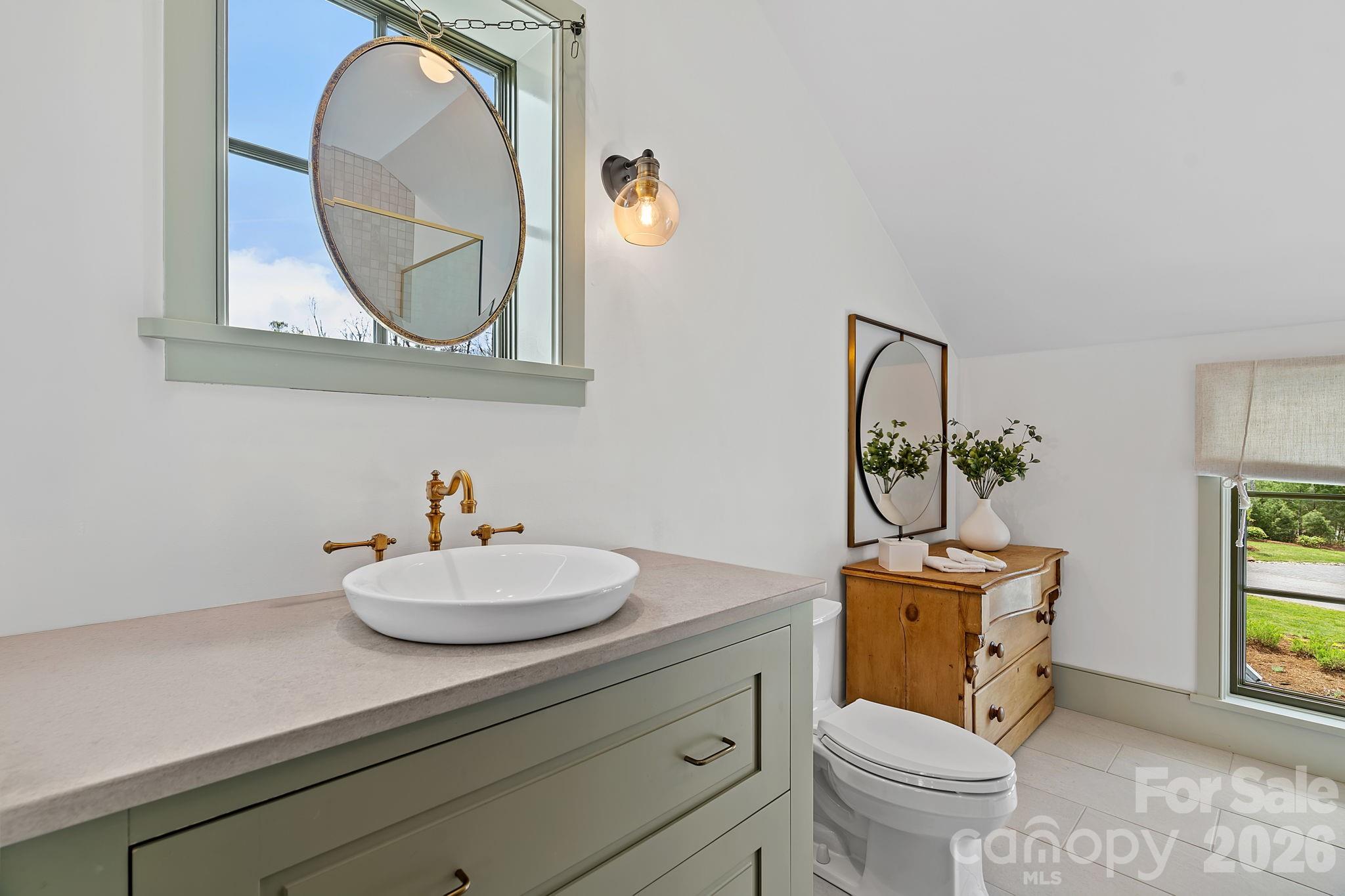 97 Emerald Necklace Drive — Asheville