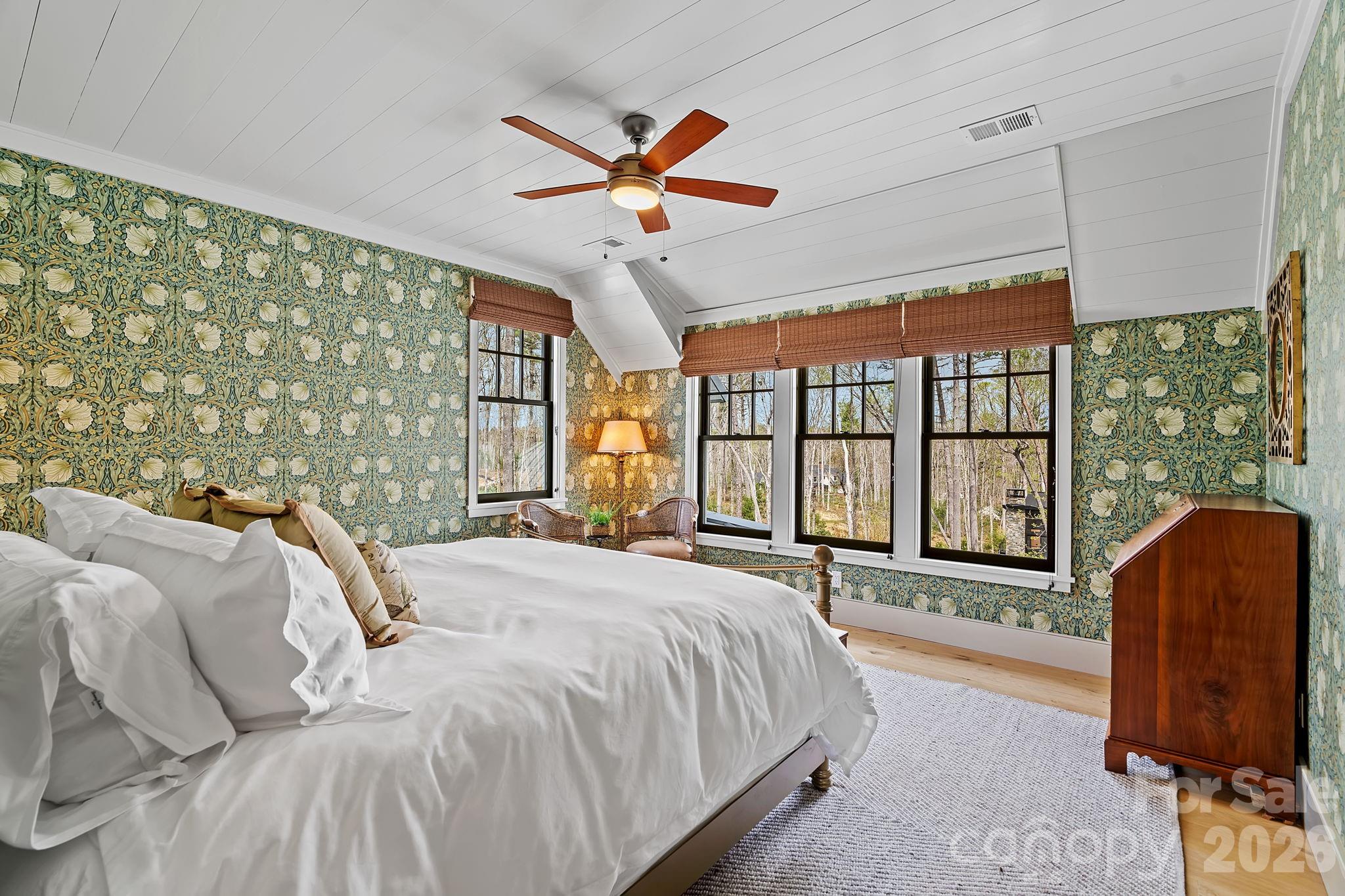 97 Emerald Necklace Drive — Asheville