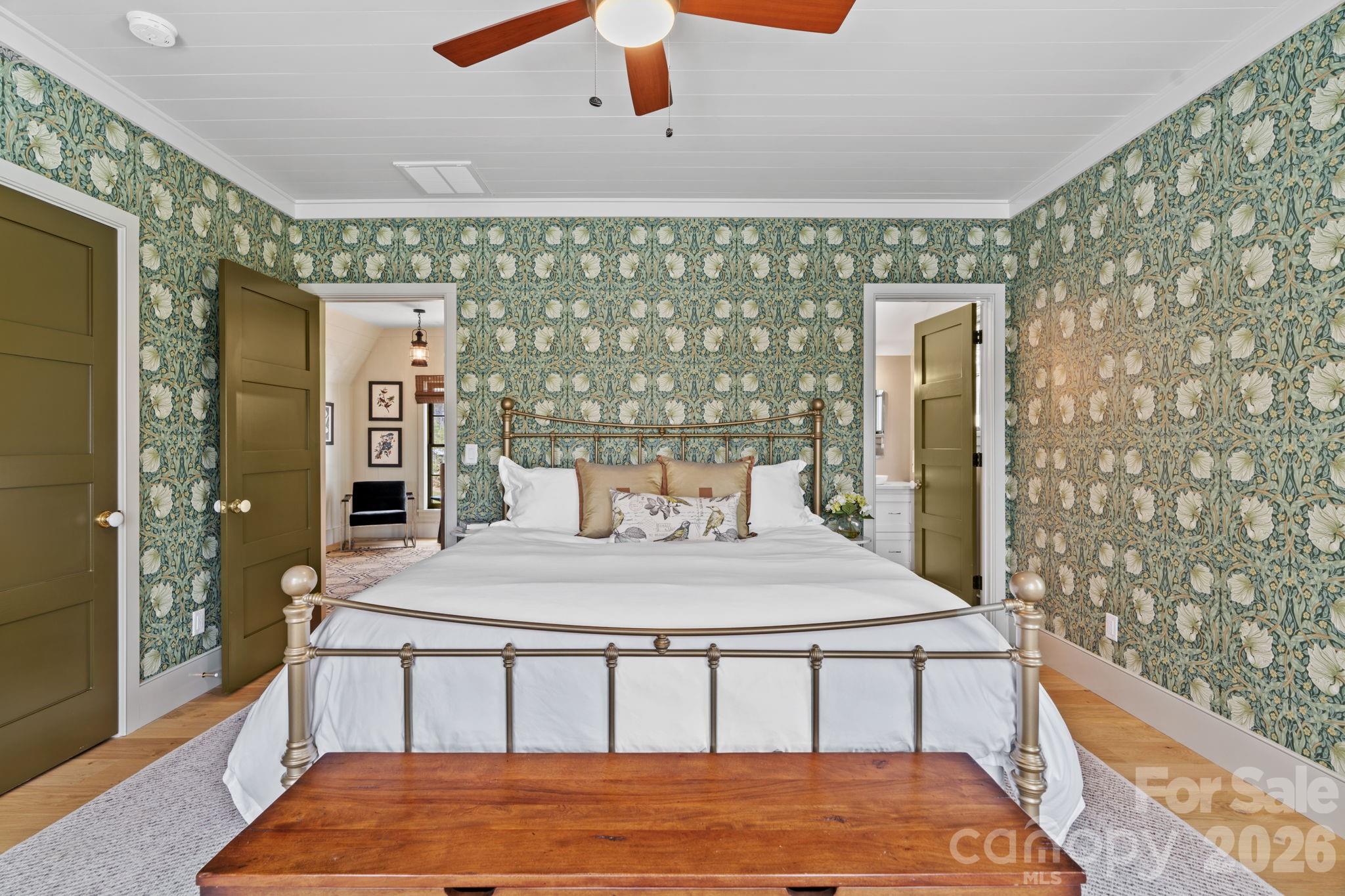 97 Emerald Necklace Drive — Asheville