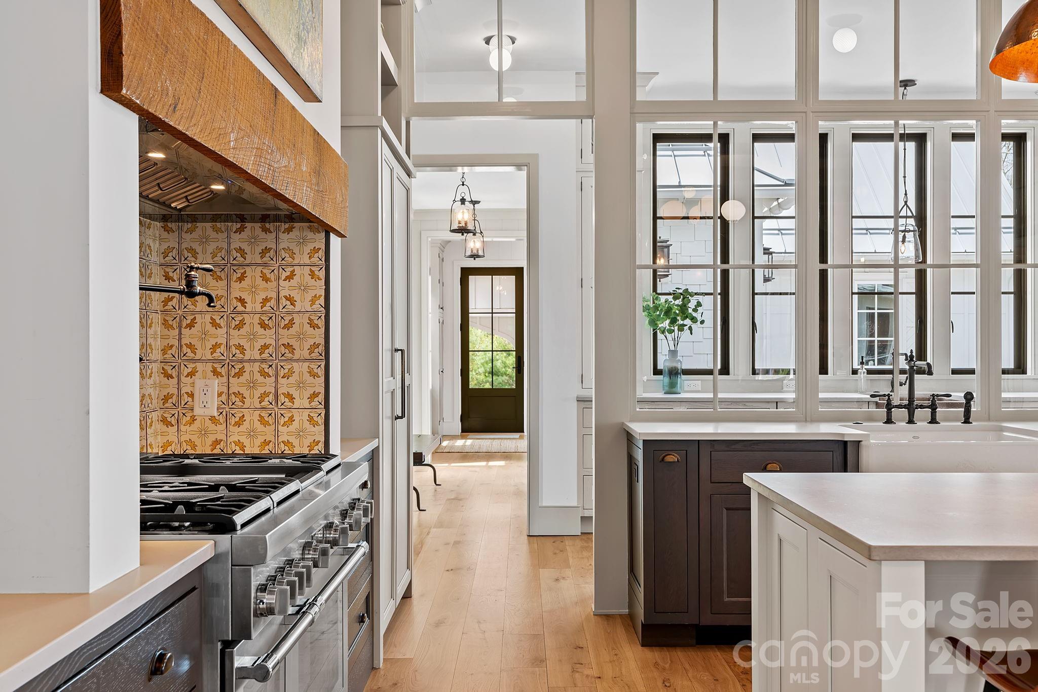 97 Emerald Necklace Drive — Asheville