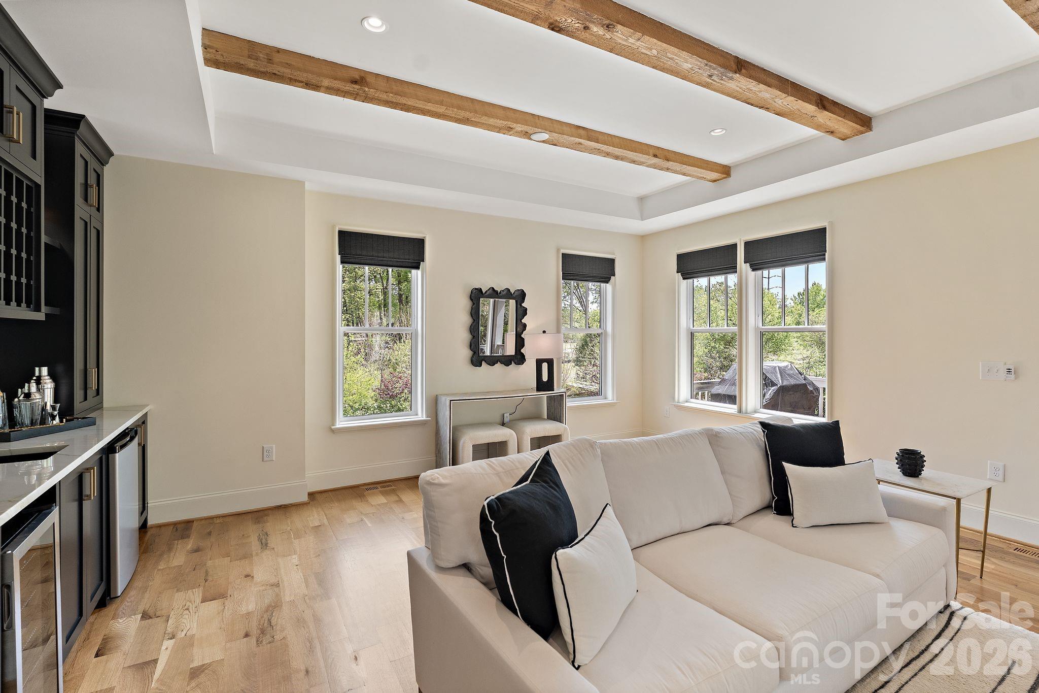 2652 Chesterfield Avenue — Charlotte