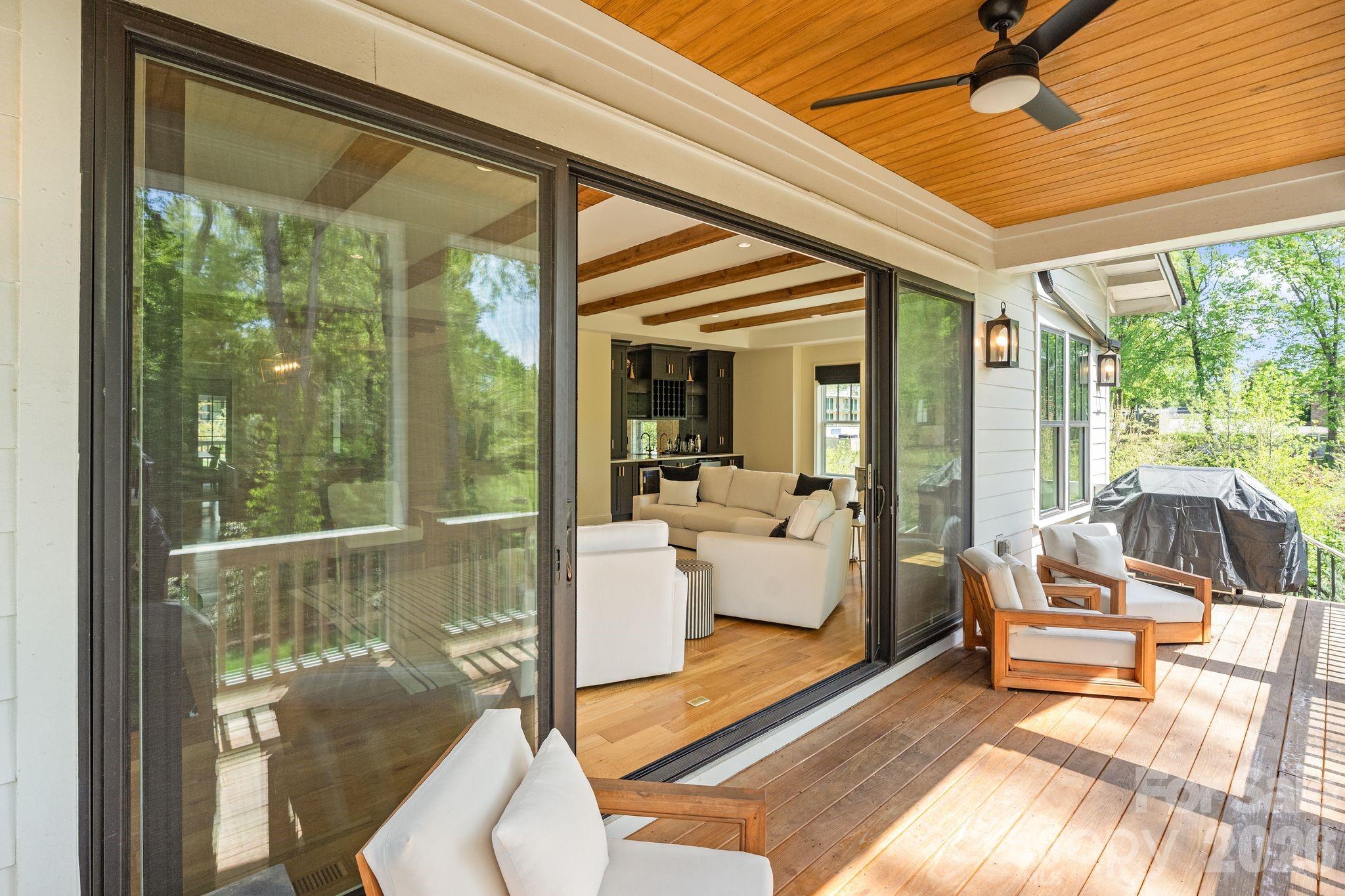2652 Chesterfield Avenue — Charlotte