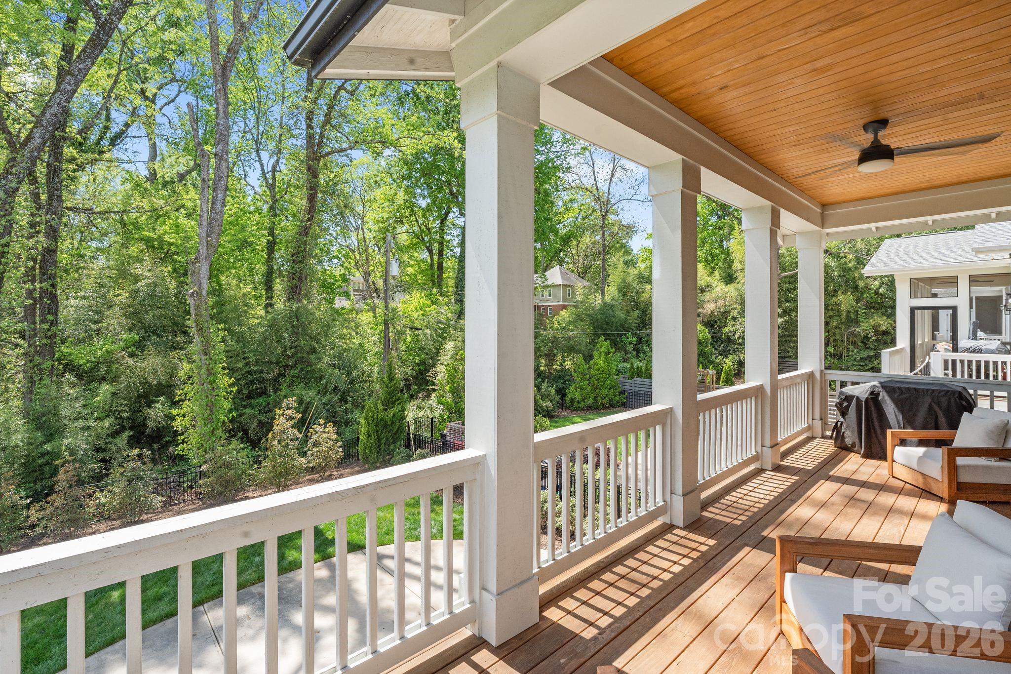2652 Chesterfield Avenue — Charlotte