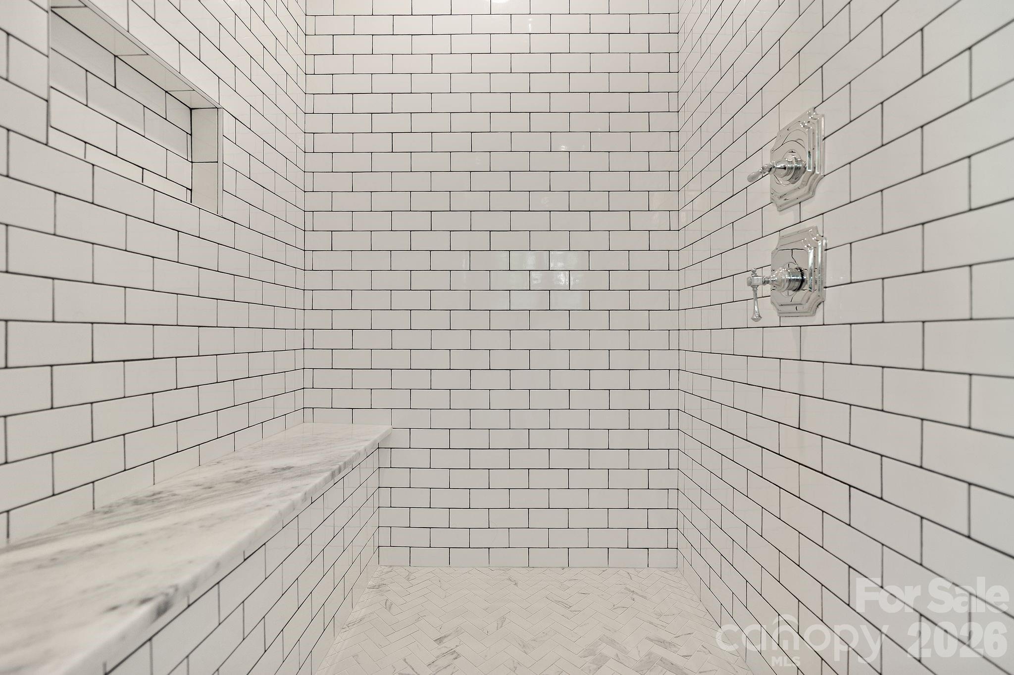 2652 Chesterfield Avenue — Charlotte