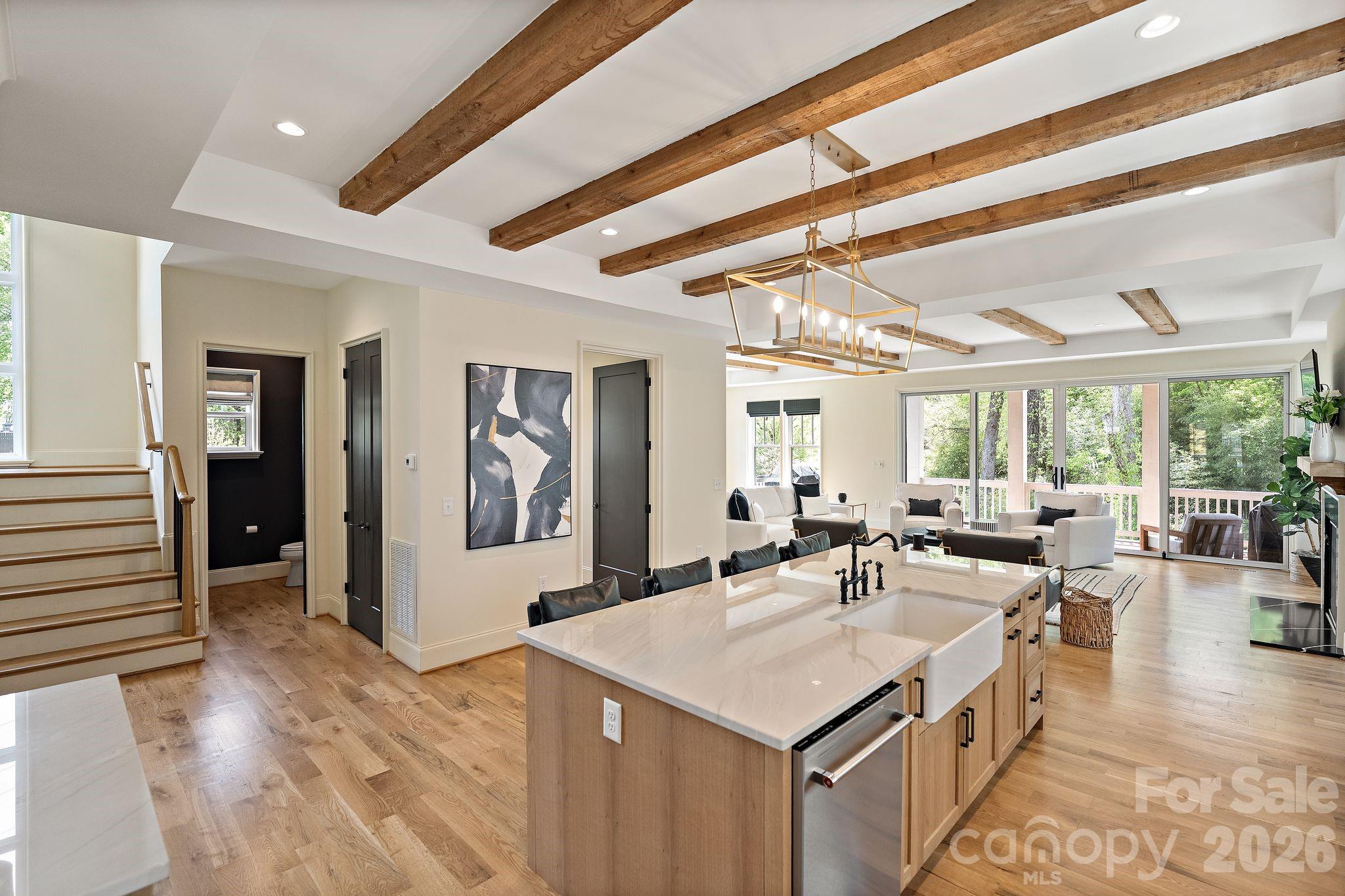 2652 Chesterfield Avenue — Charlotte
