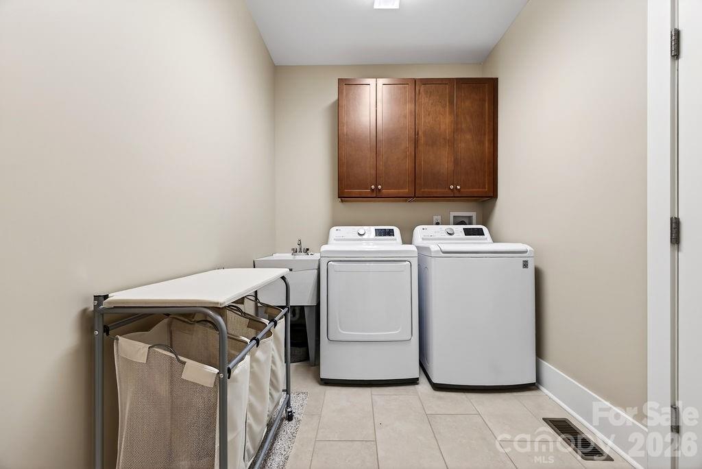 202 Sports Village Drive — Hendersonville