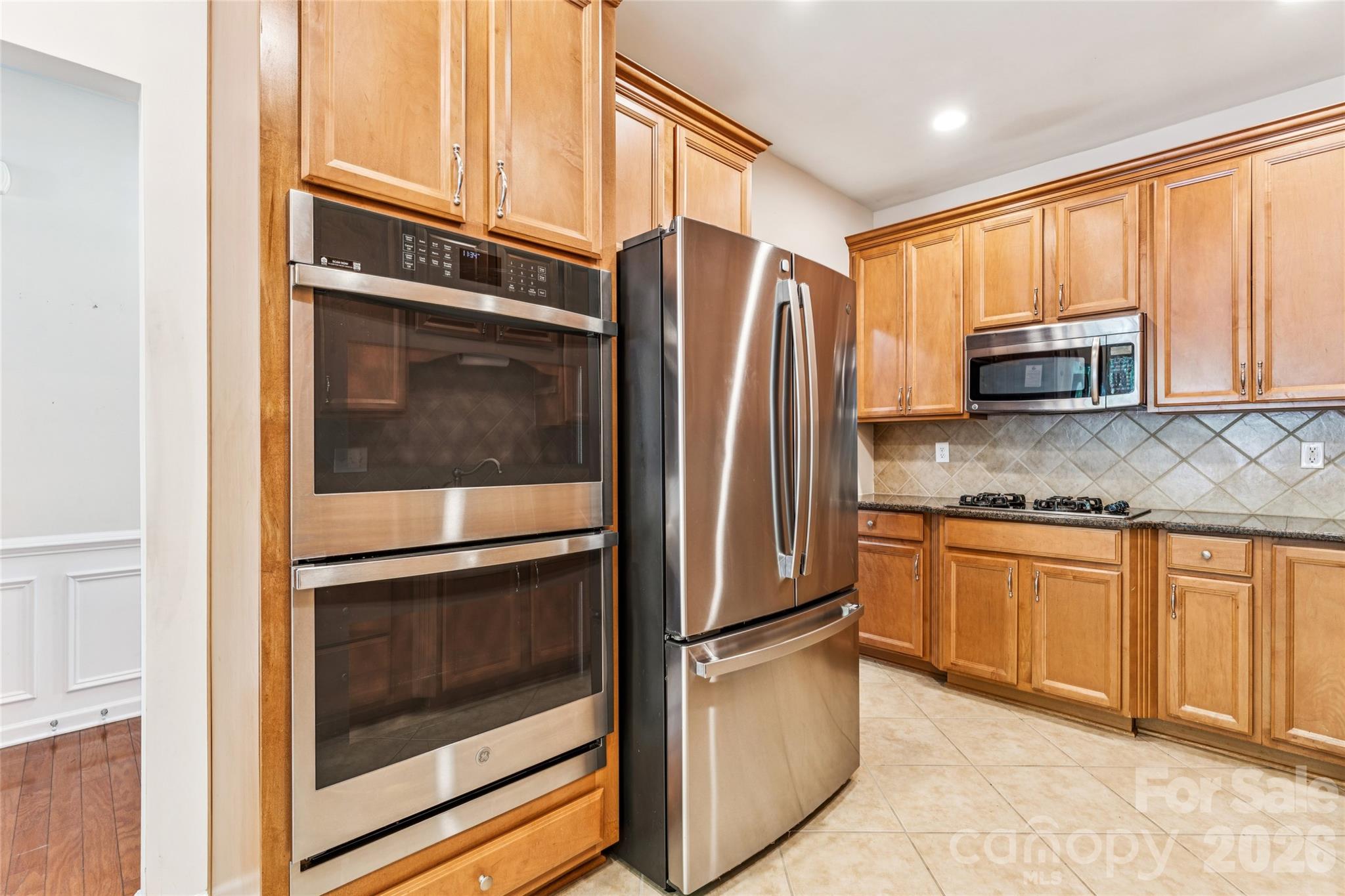 1046 Silver Gull Drive — Tega Cay