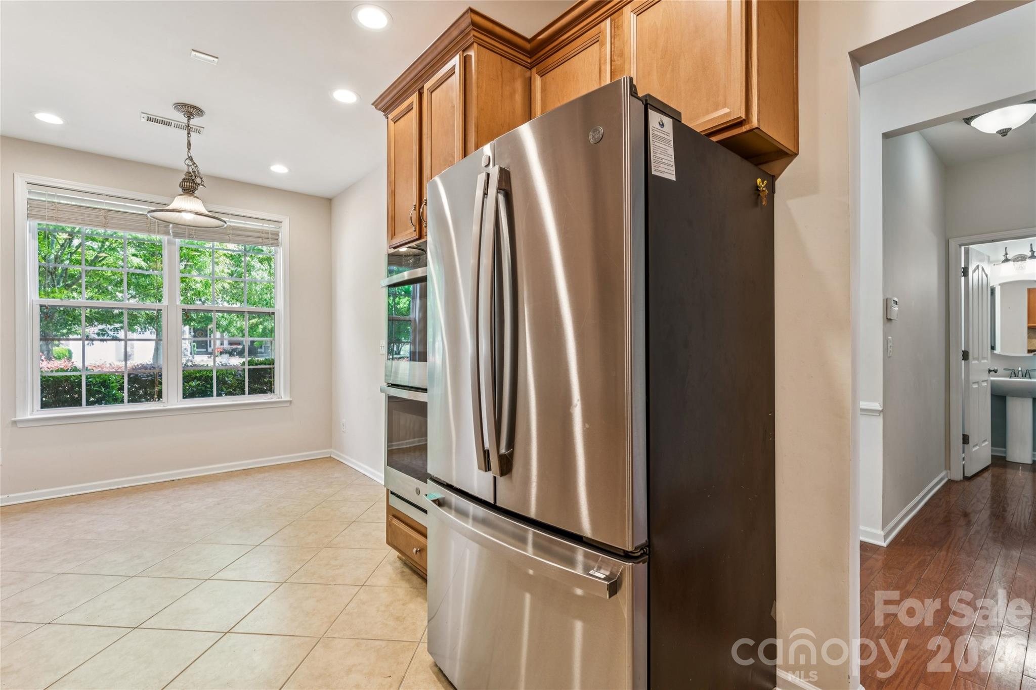 1046 Silver Gull Drive — Tega Cay