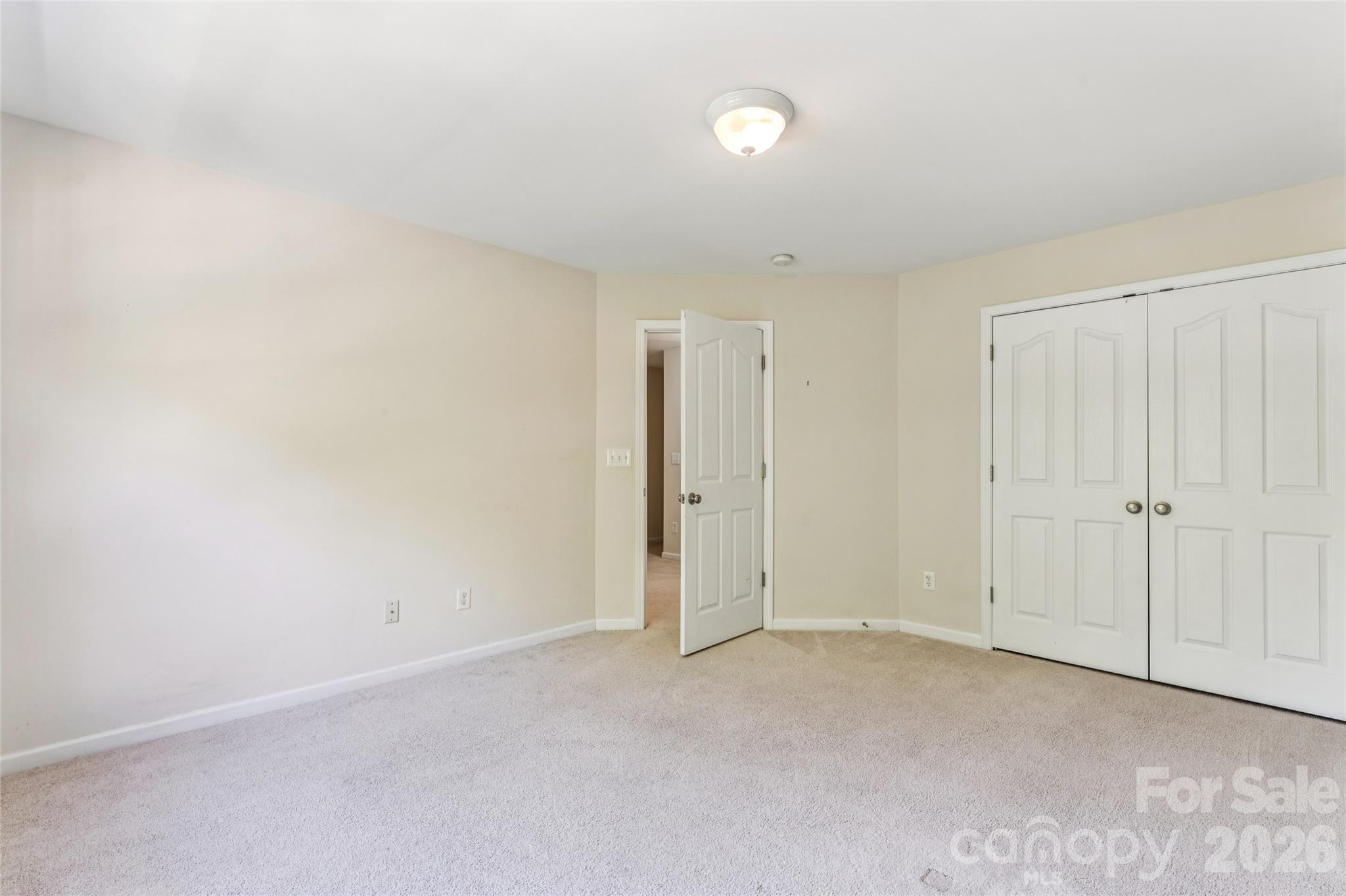 1046 Silver Gull Drive — Tega Cay