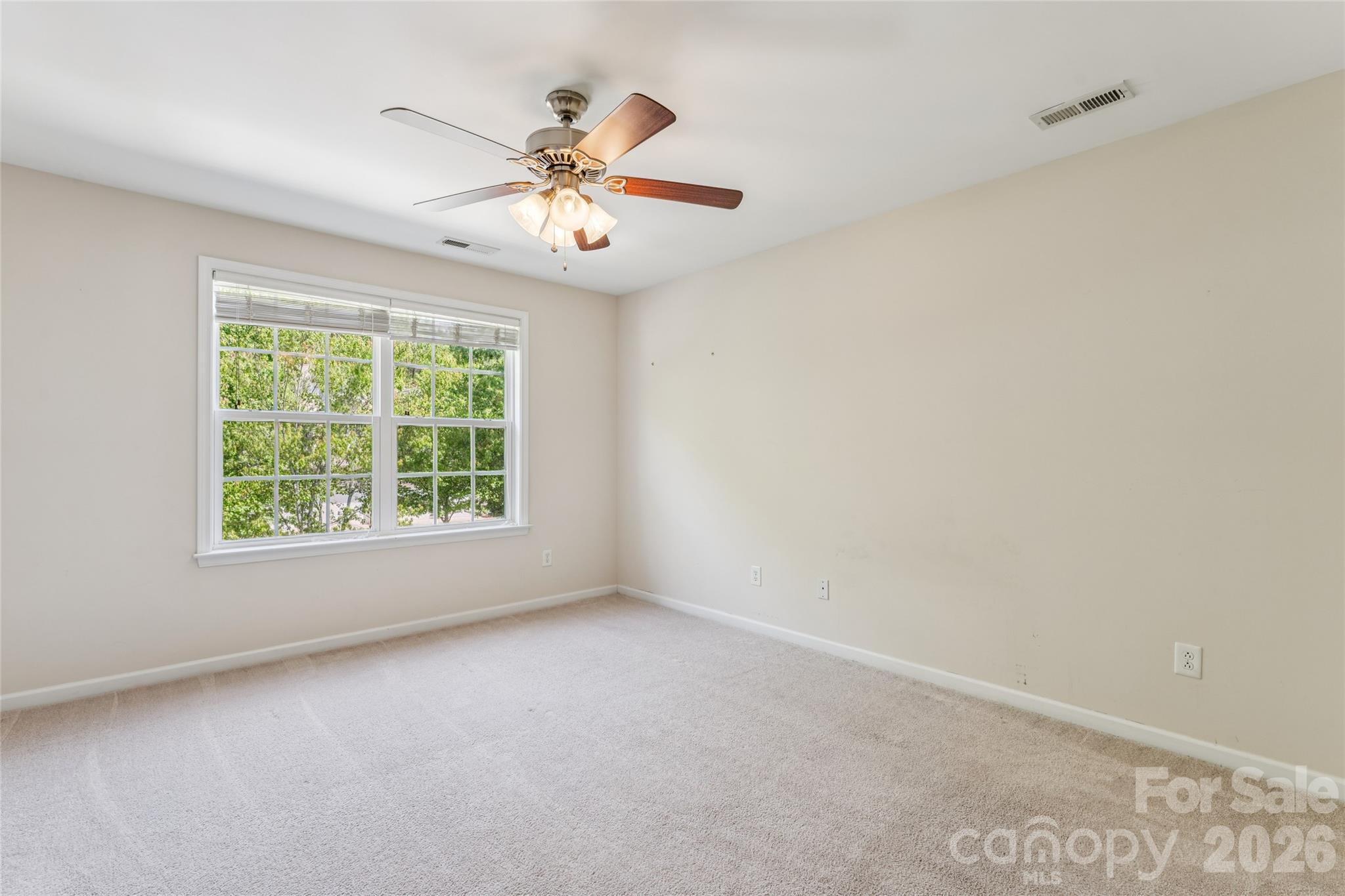 1046 Silver Gull Drive — Tega Cay