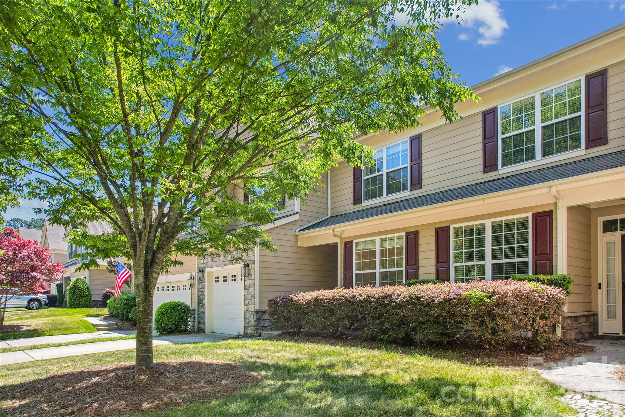 1046 Silver Gull Drive — Tega Cay