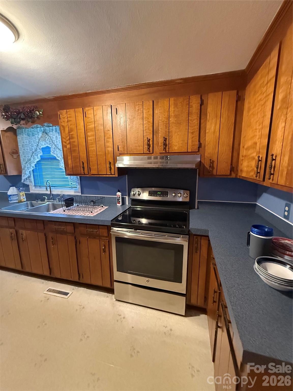 535 Plato Lee Road — Shelby
