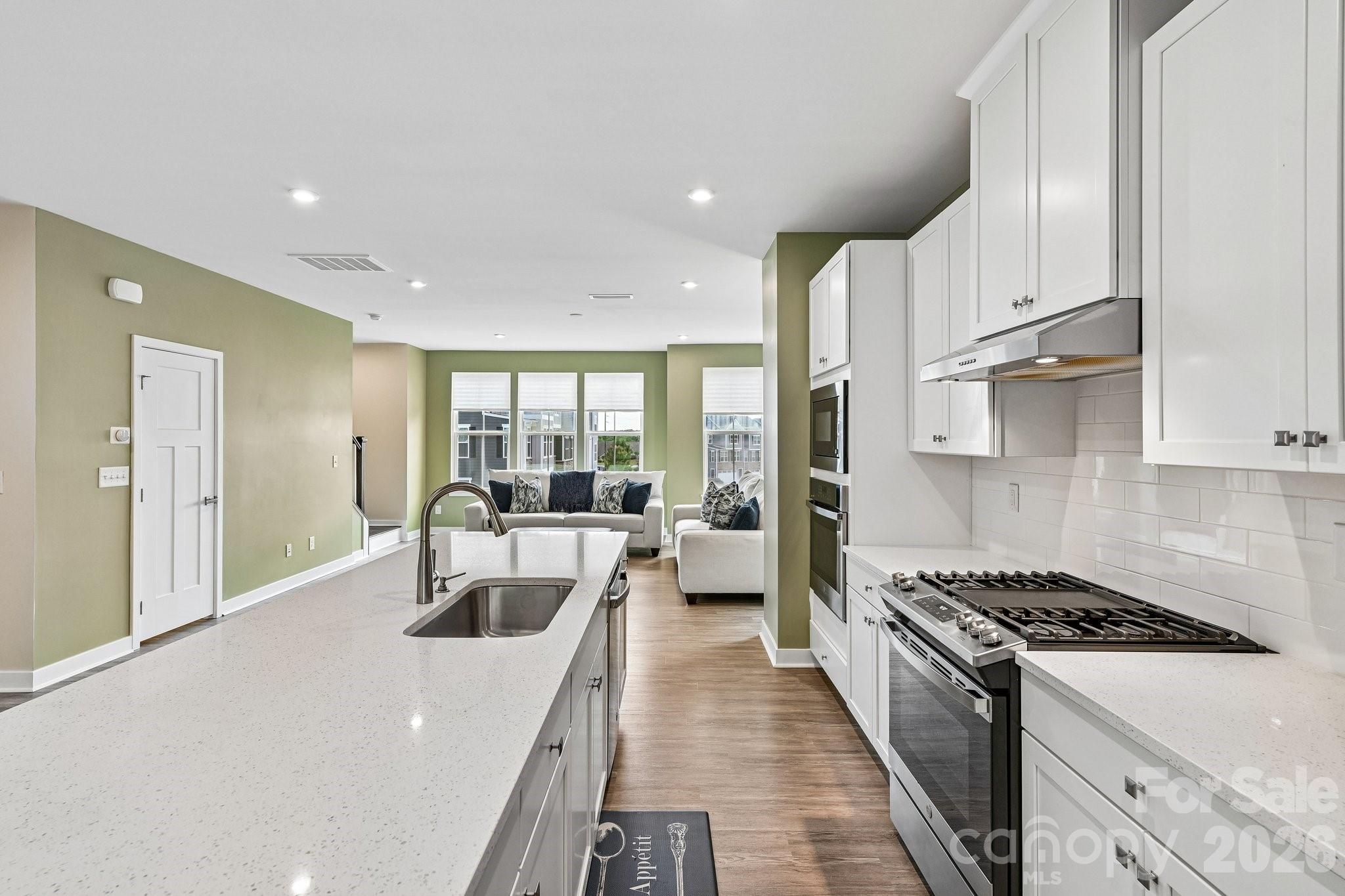 957 Portrush Lane — Tega Cay