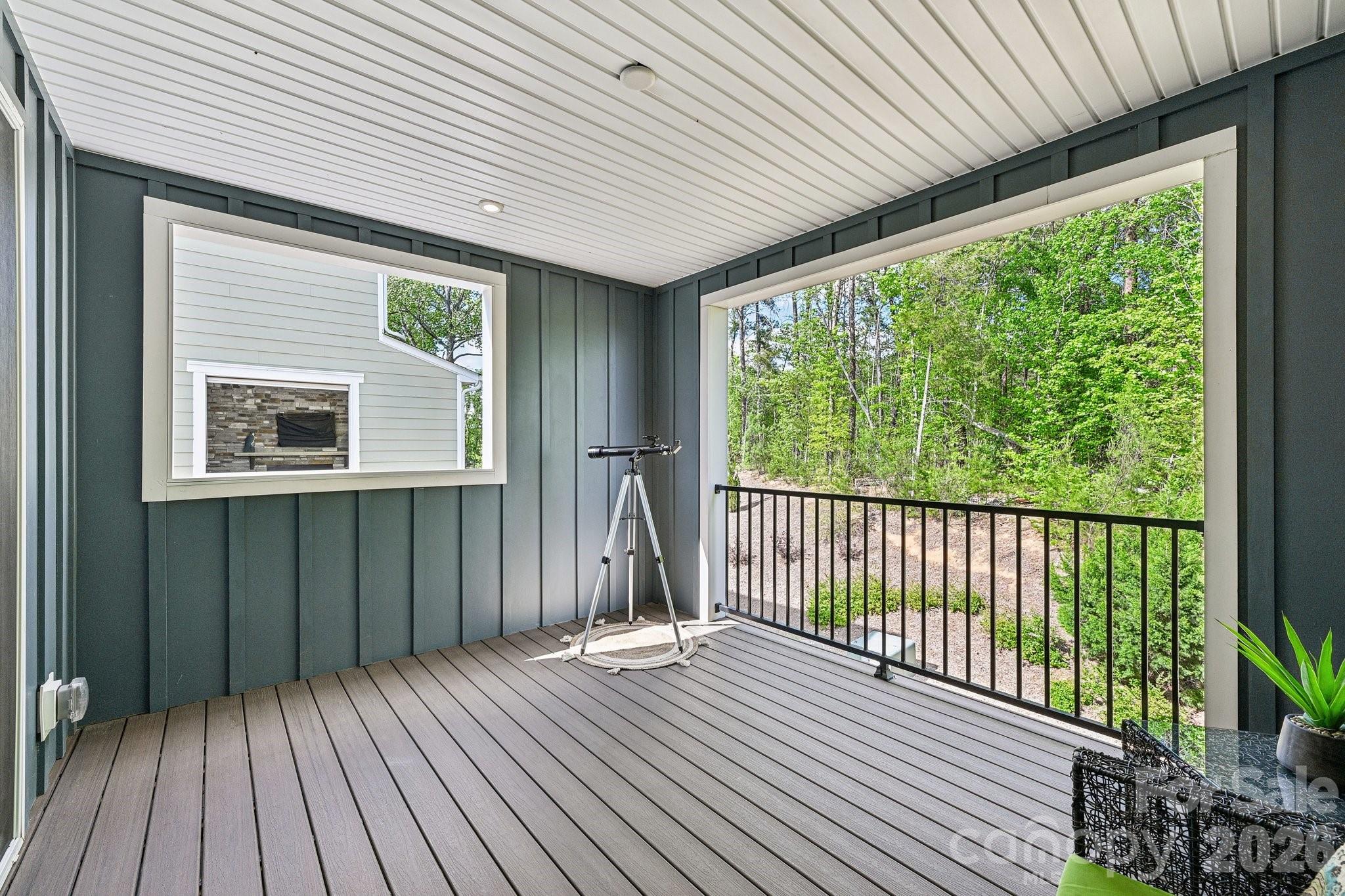 957 Portrush Lane — Tega Cay