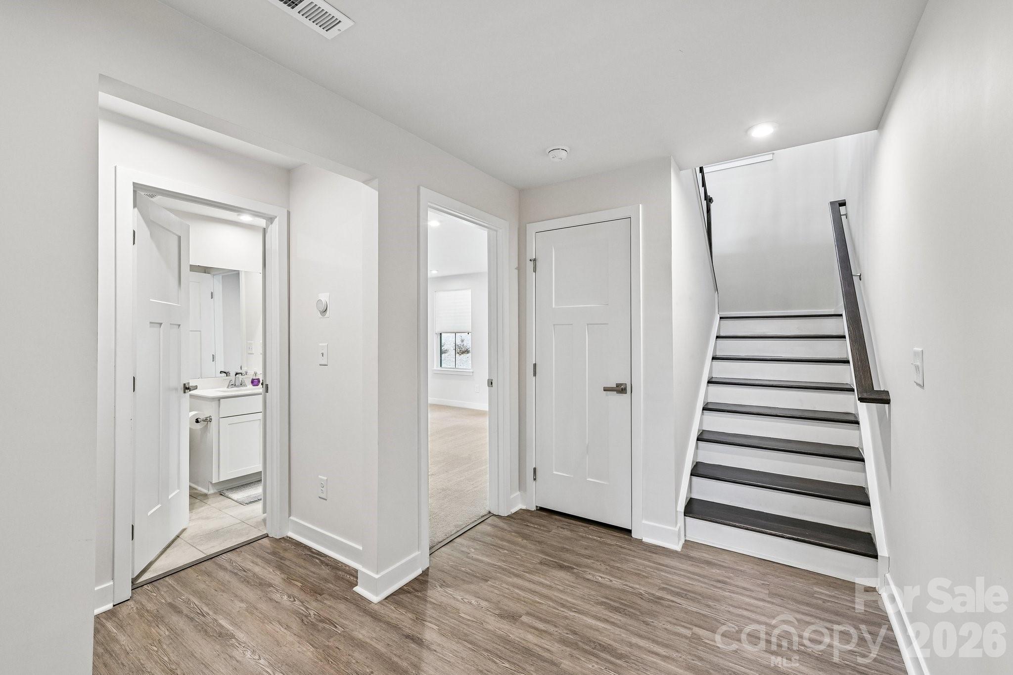 957 Portrush Lane — Tega Cay