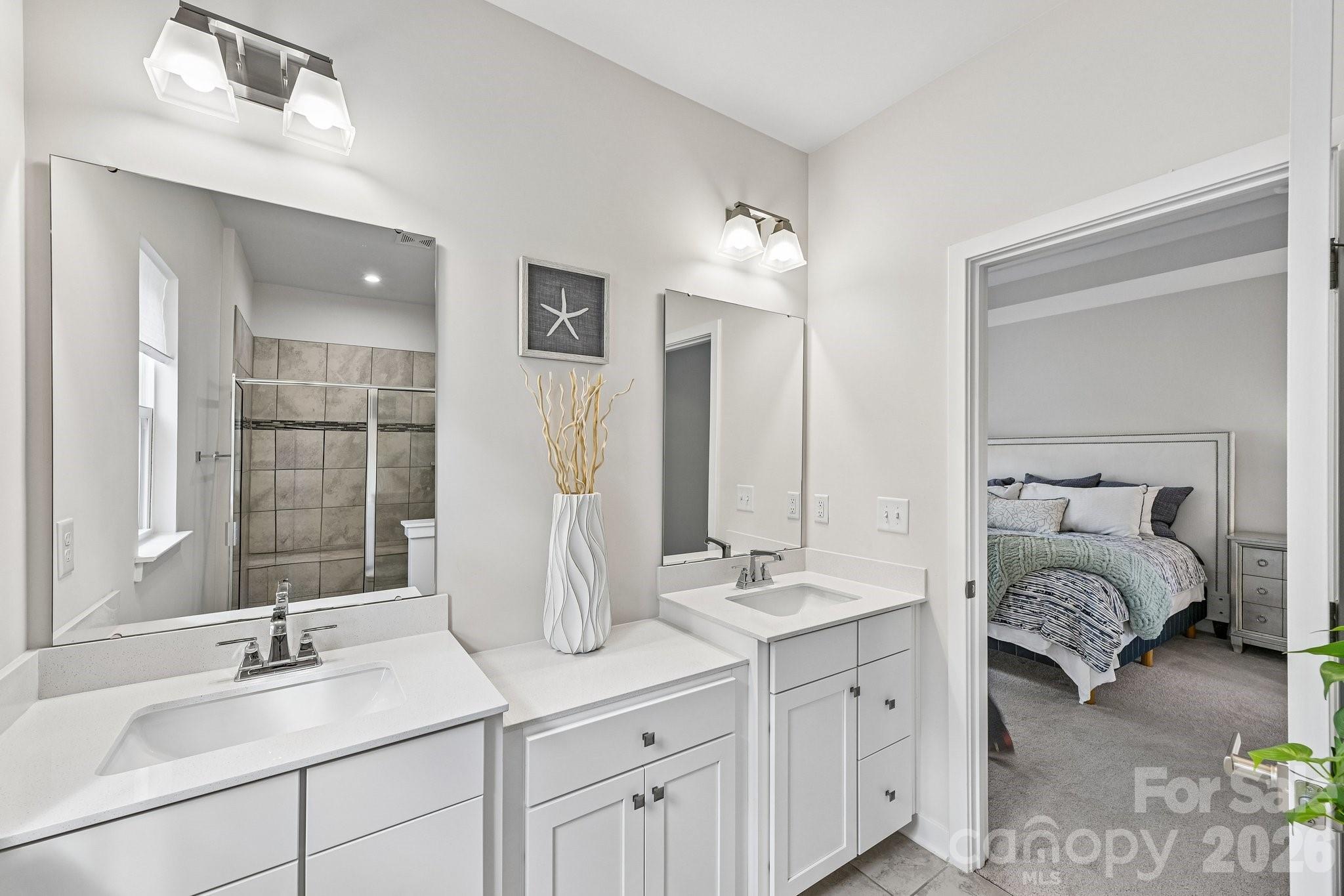 957 Portrush Lane — Tega Cay