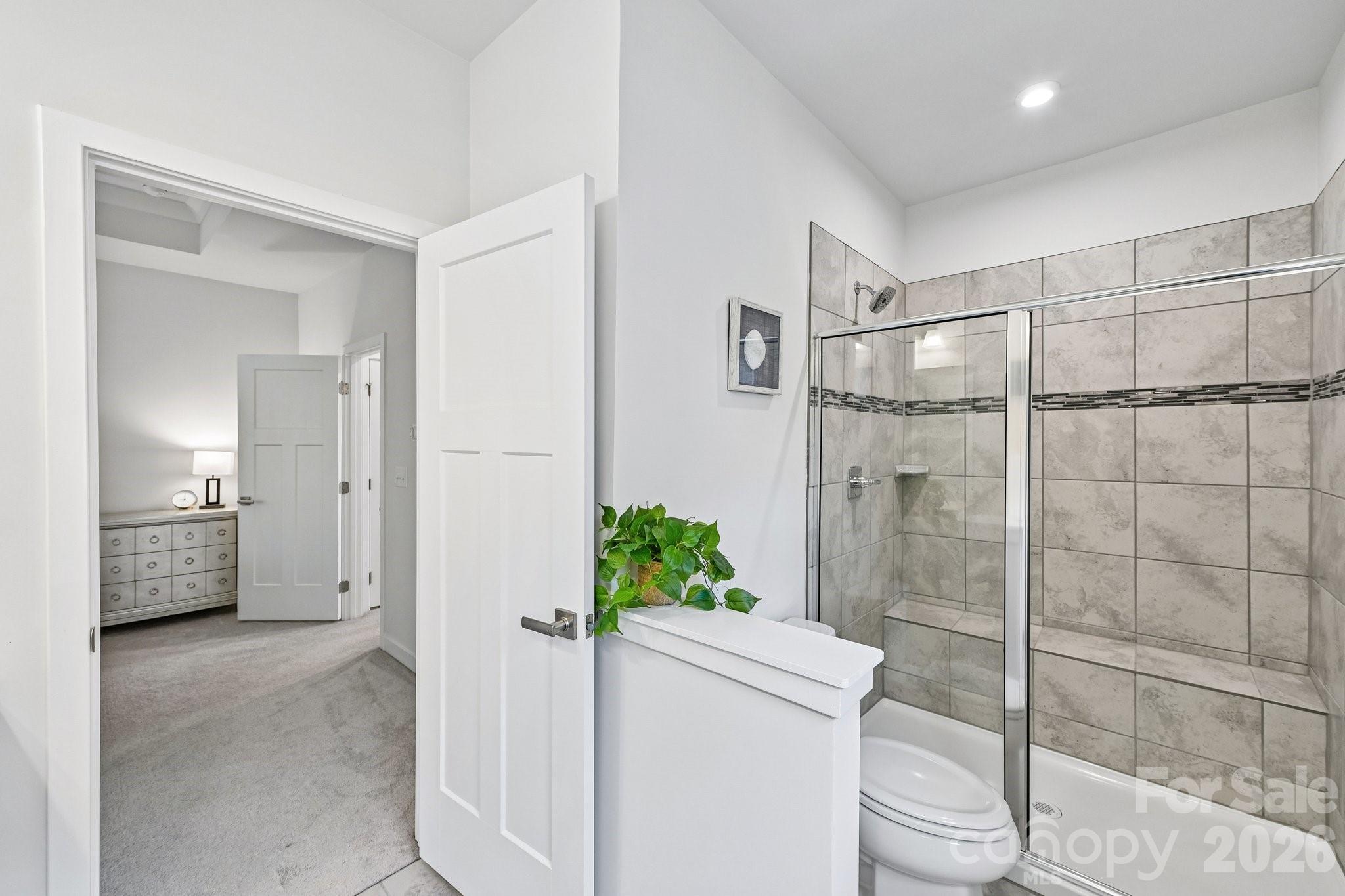 957 Portrush Lane — Tega Cay