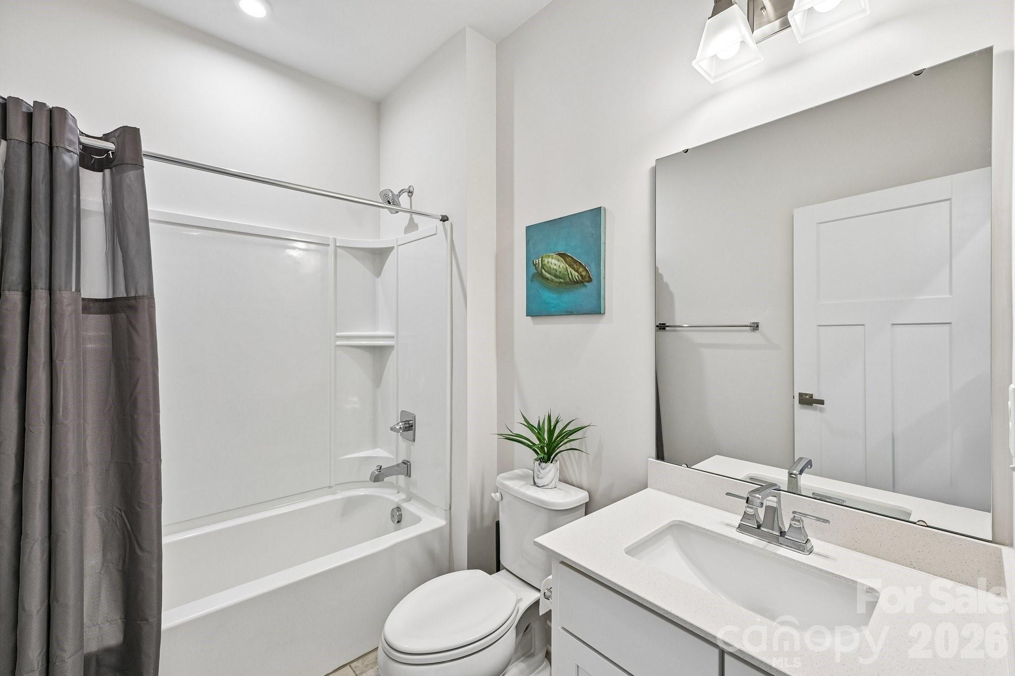 957 Portrush Lane — Tega Cay