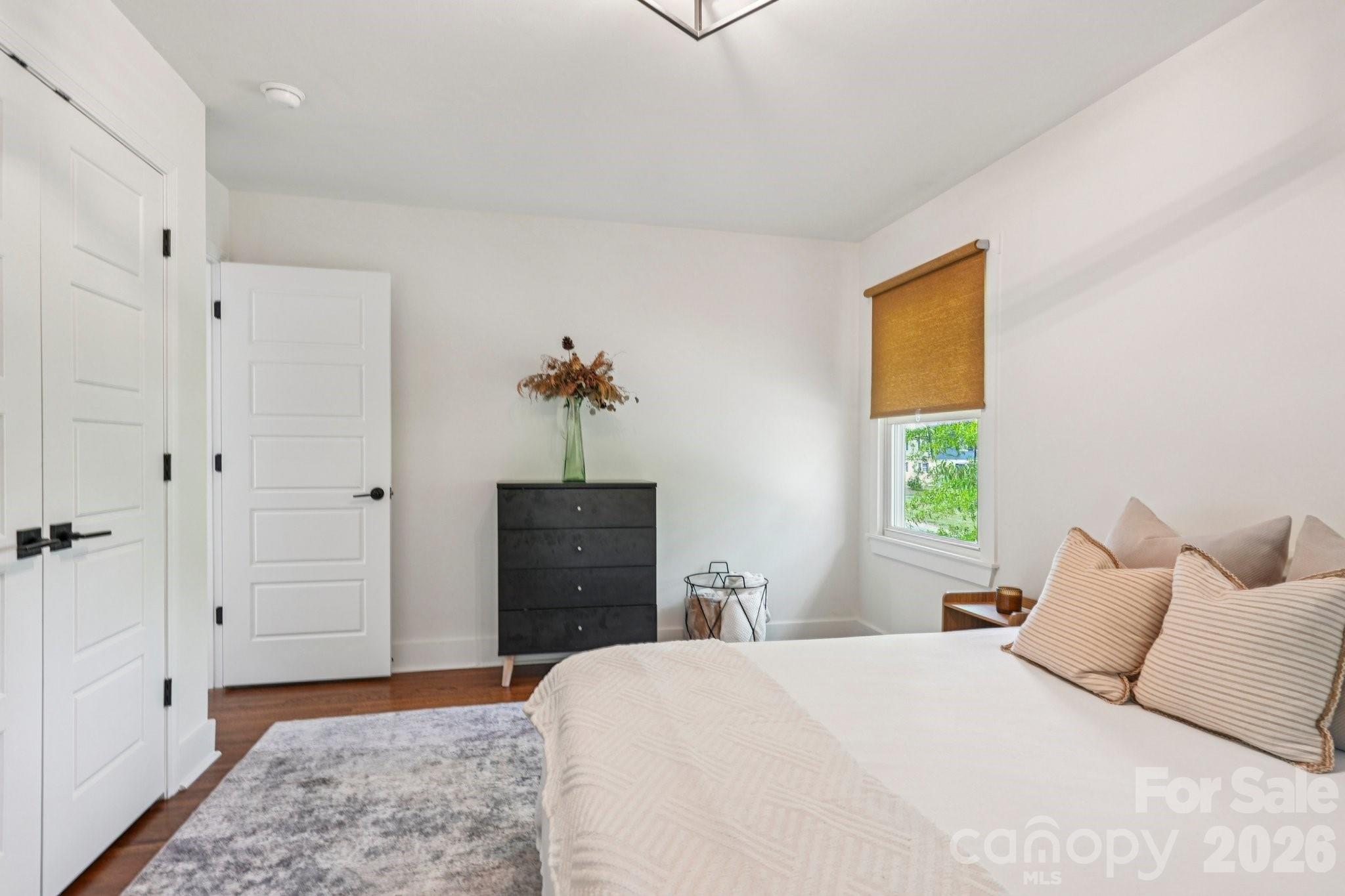 5300 Cheval Place — Charlotte
