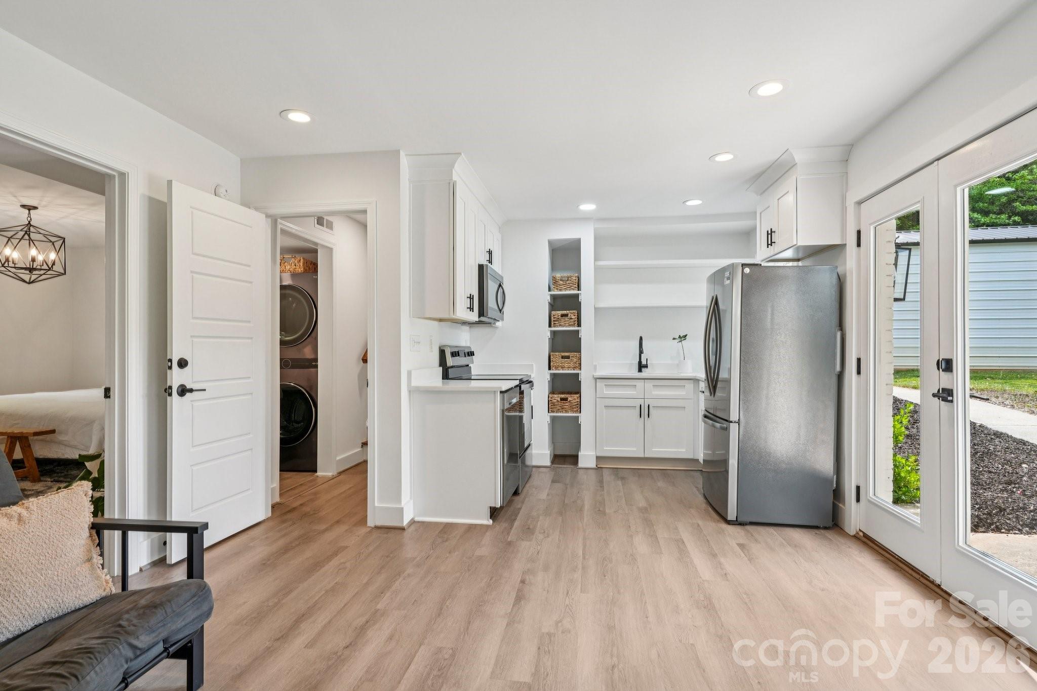 5300 Cheval Place — Charlotte
