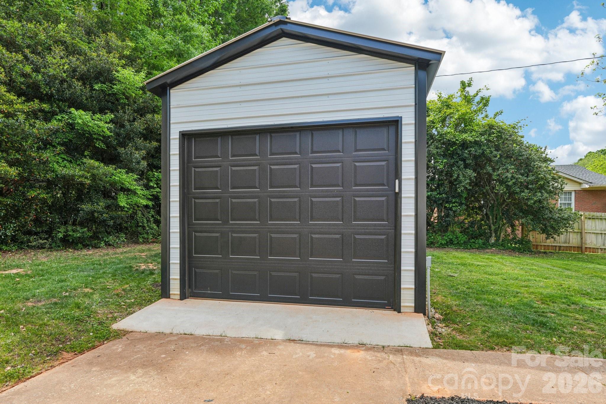 5300 Cheval Place — Charlotte