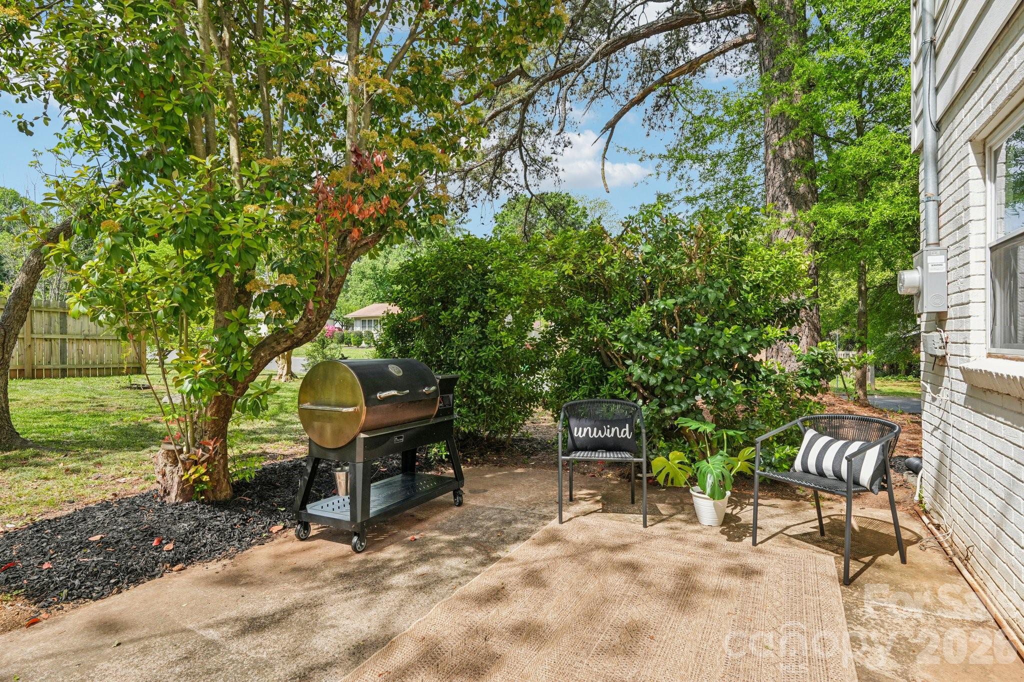 5300 Cheval Place — Charlotte