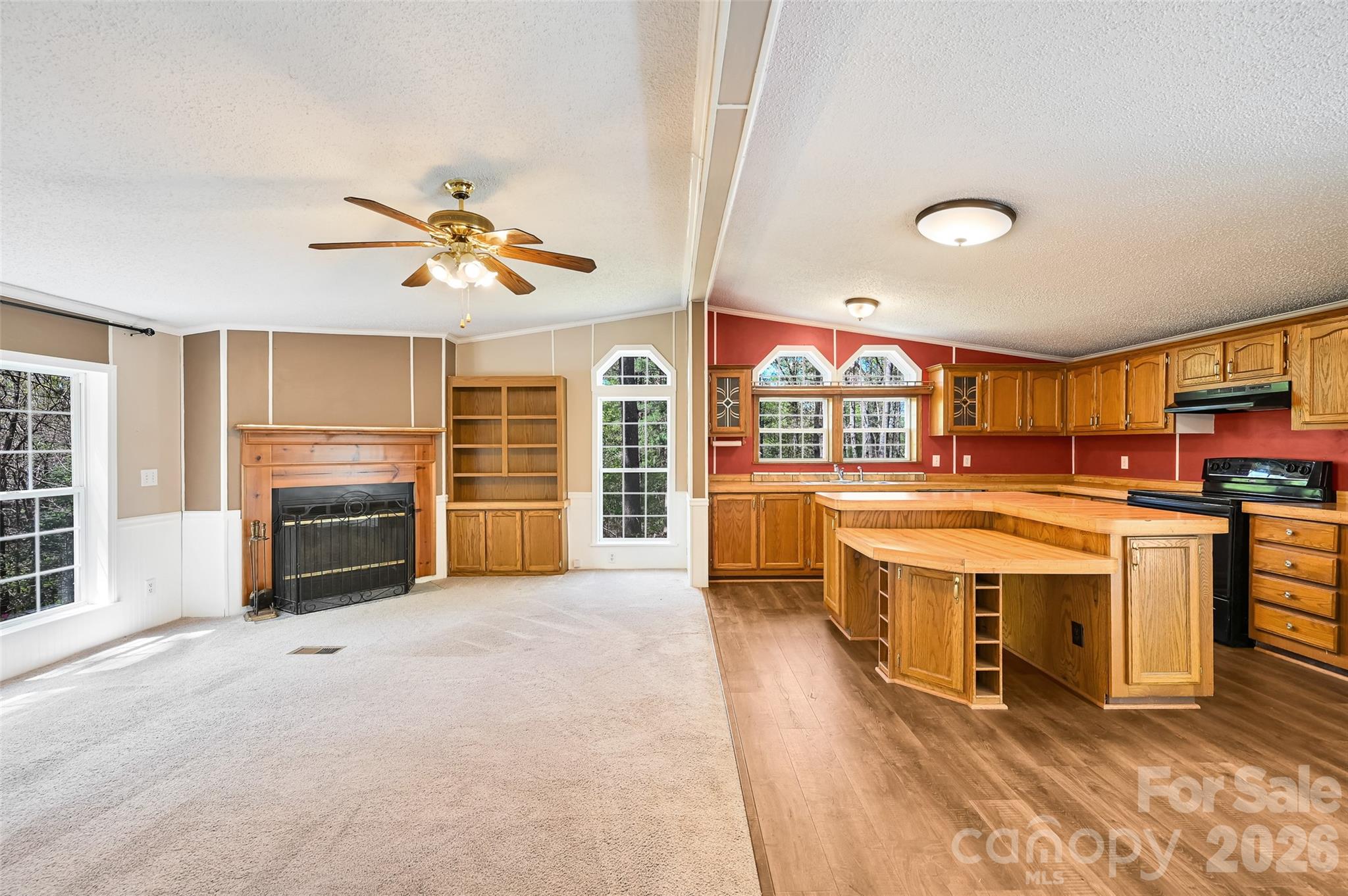 98 Fork Ridge Lane — Hendersonville