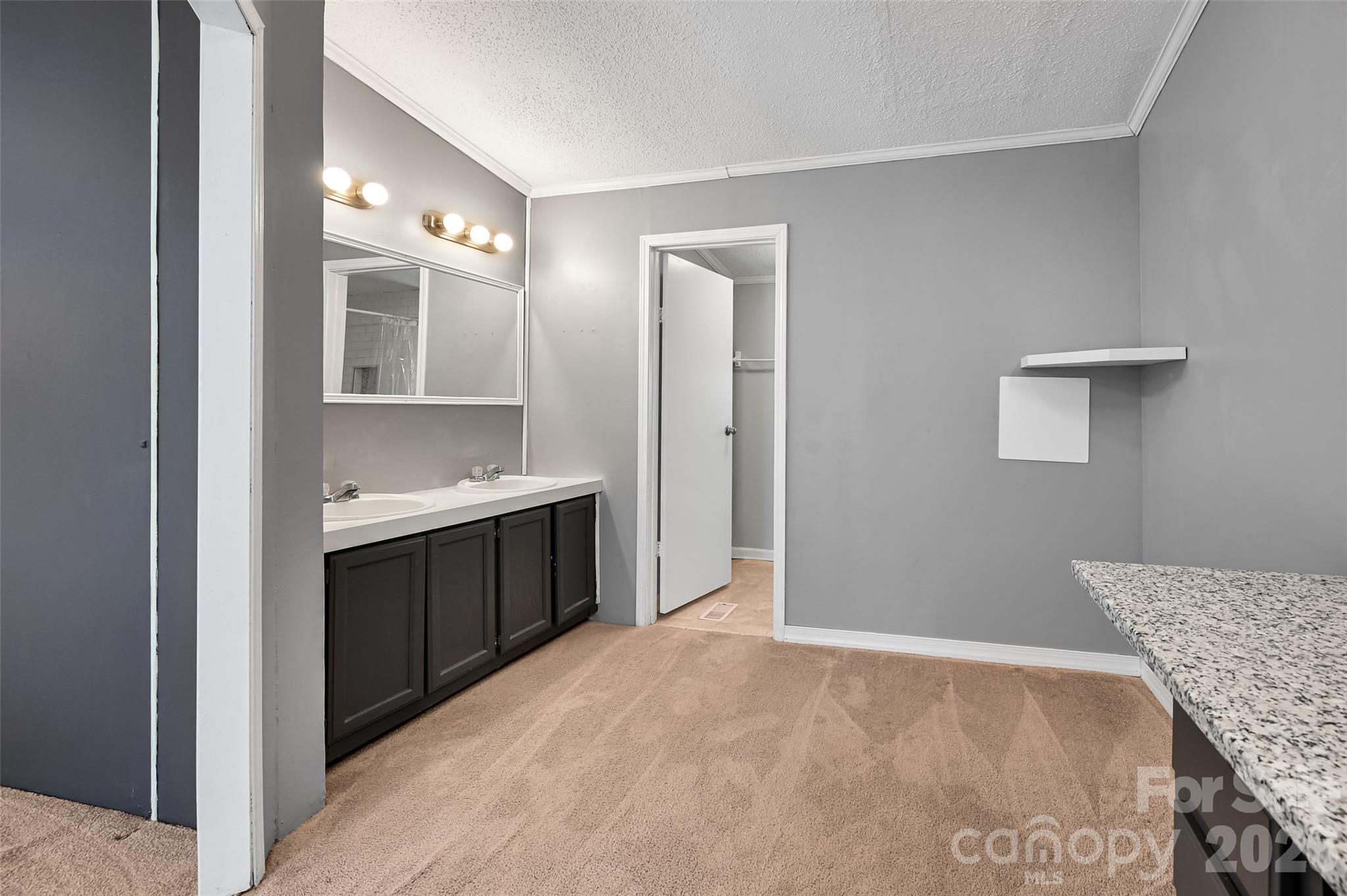 98 Fork Ridge Lane — Hendersonville