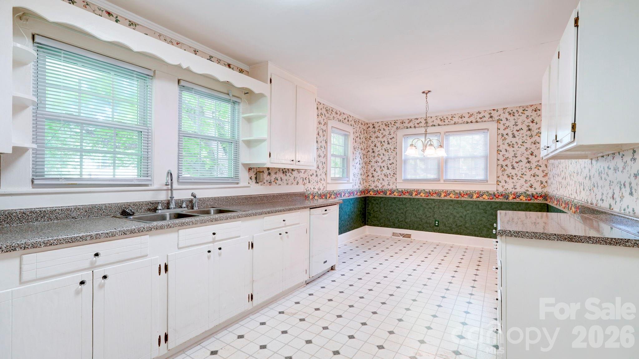 2403 W C Street — Kannapolis
