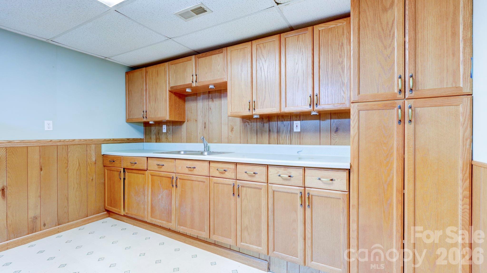 2403 W C Street — Kannapolis