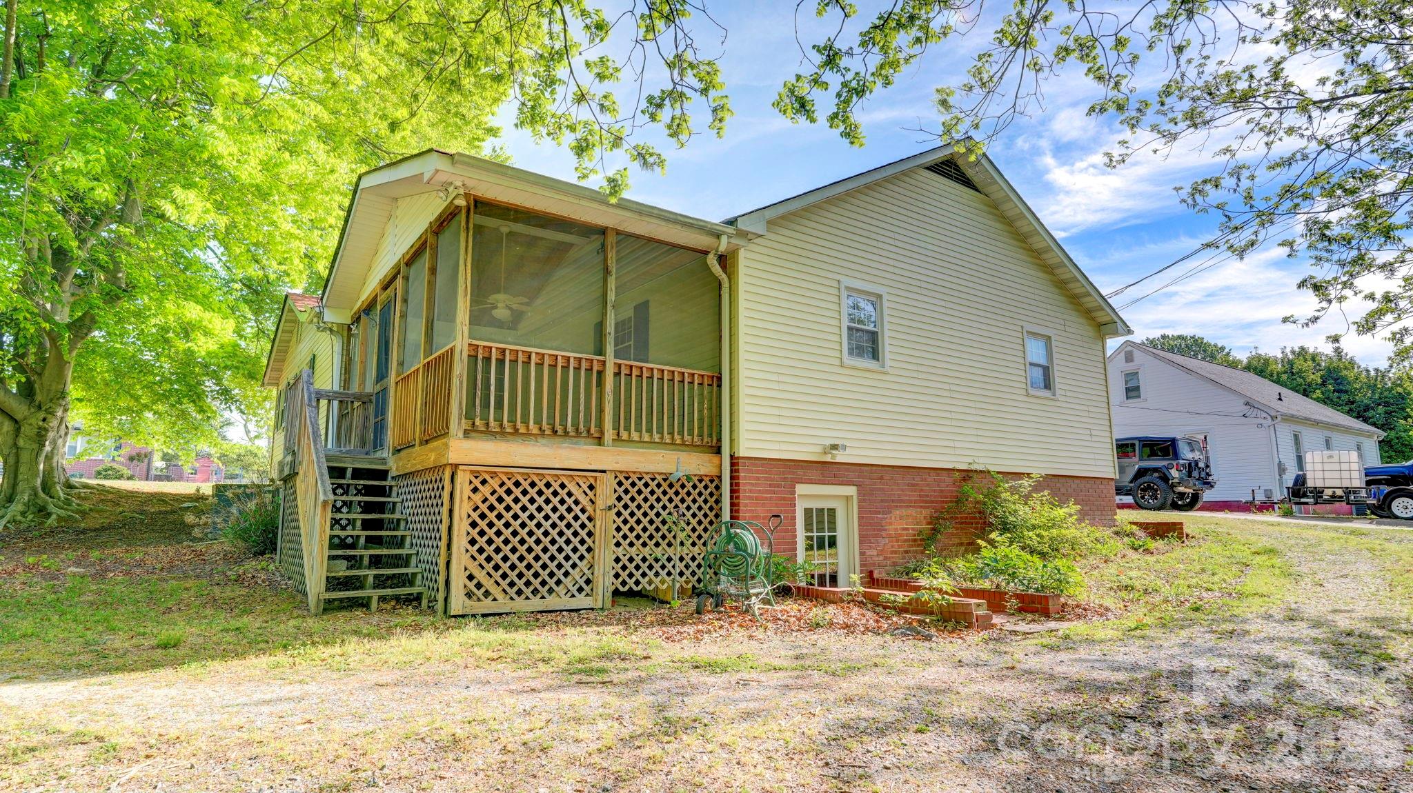 2403 W C Street — Kannapolis