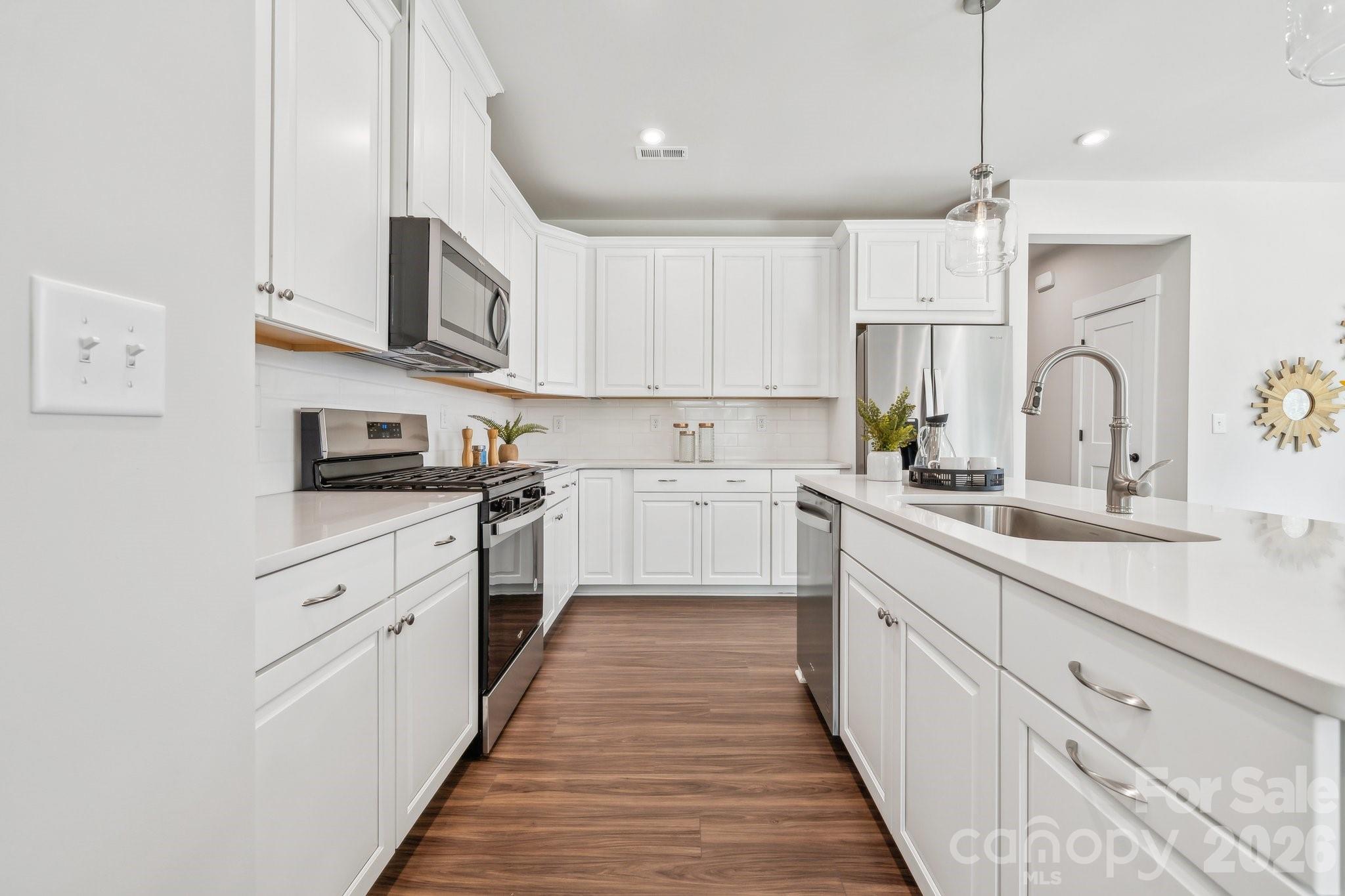 3119 Finchborough Court #211 — Charlotte