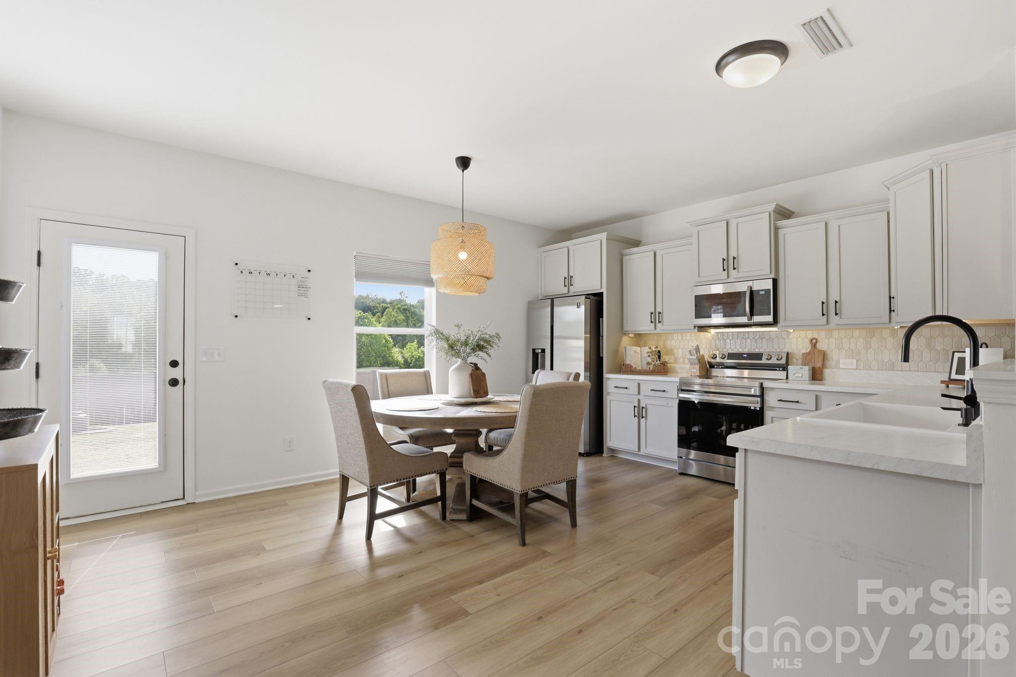 134 Fairfield Drive — Troutman