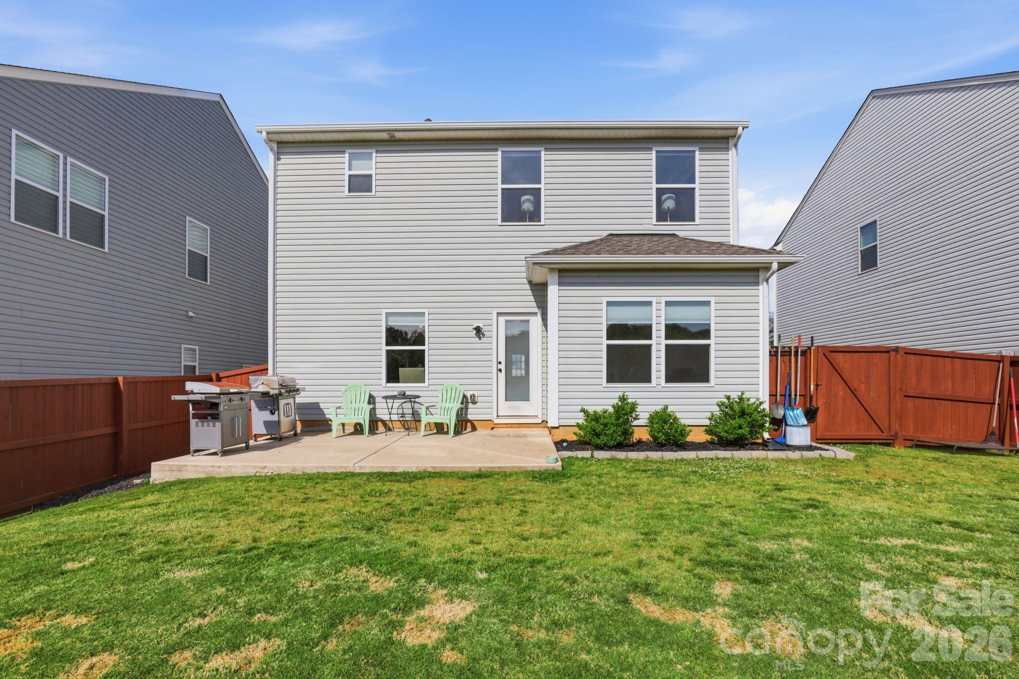 134 Fairfield Drive — Troutman