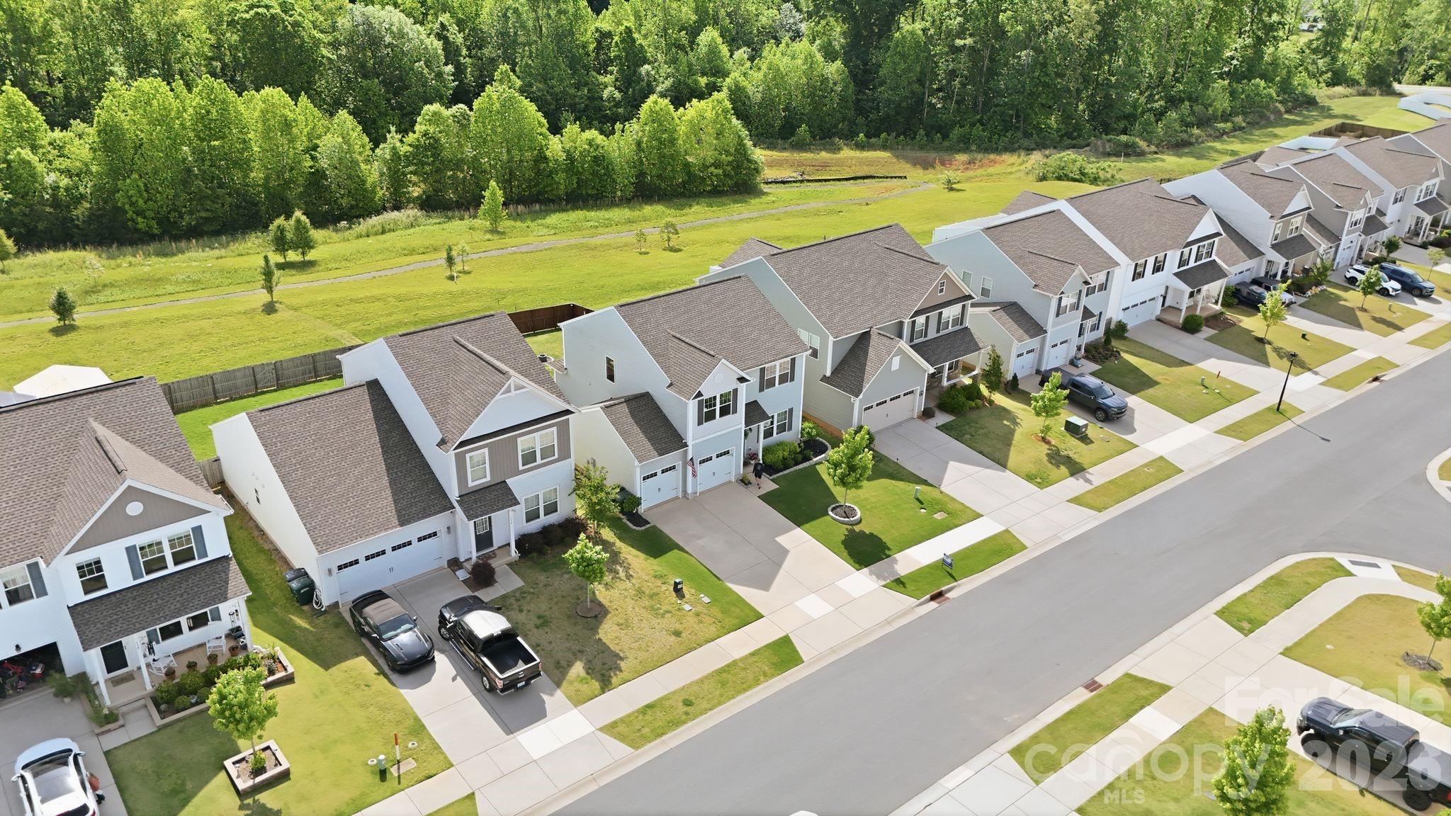 134 Fairfield Drive — Troutman