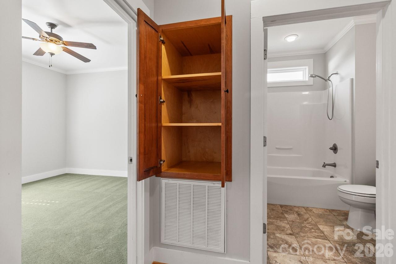 2411 Carriage Lane — Lincolnton