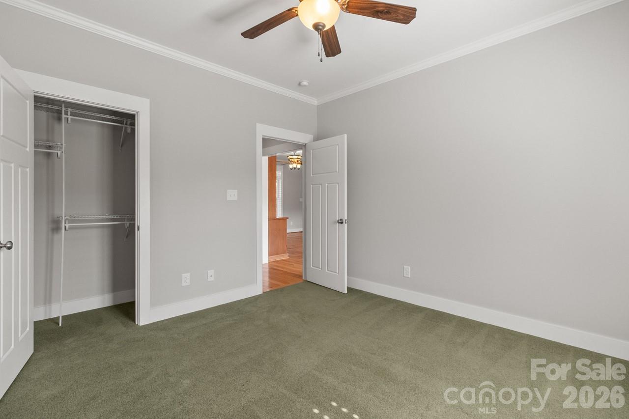 2411 Carriage Lane — Lincolnton